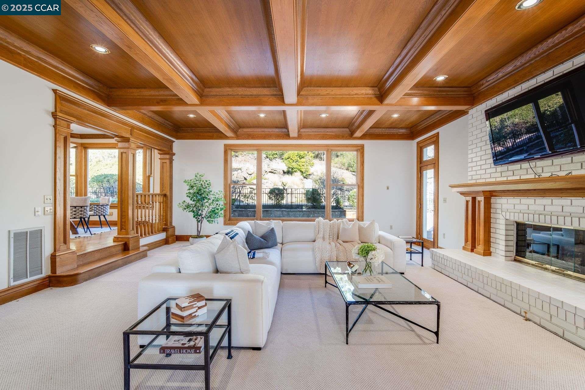 Detail Gallery Image 20 of 60 For 2420 Diablo Lakes Ln, Diablo,  CA 94528 - 6 Beds | 5/2 Baths