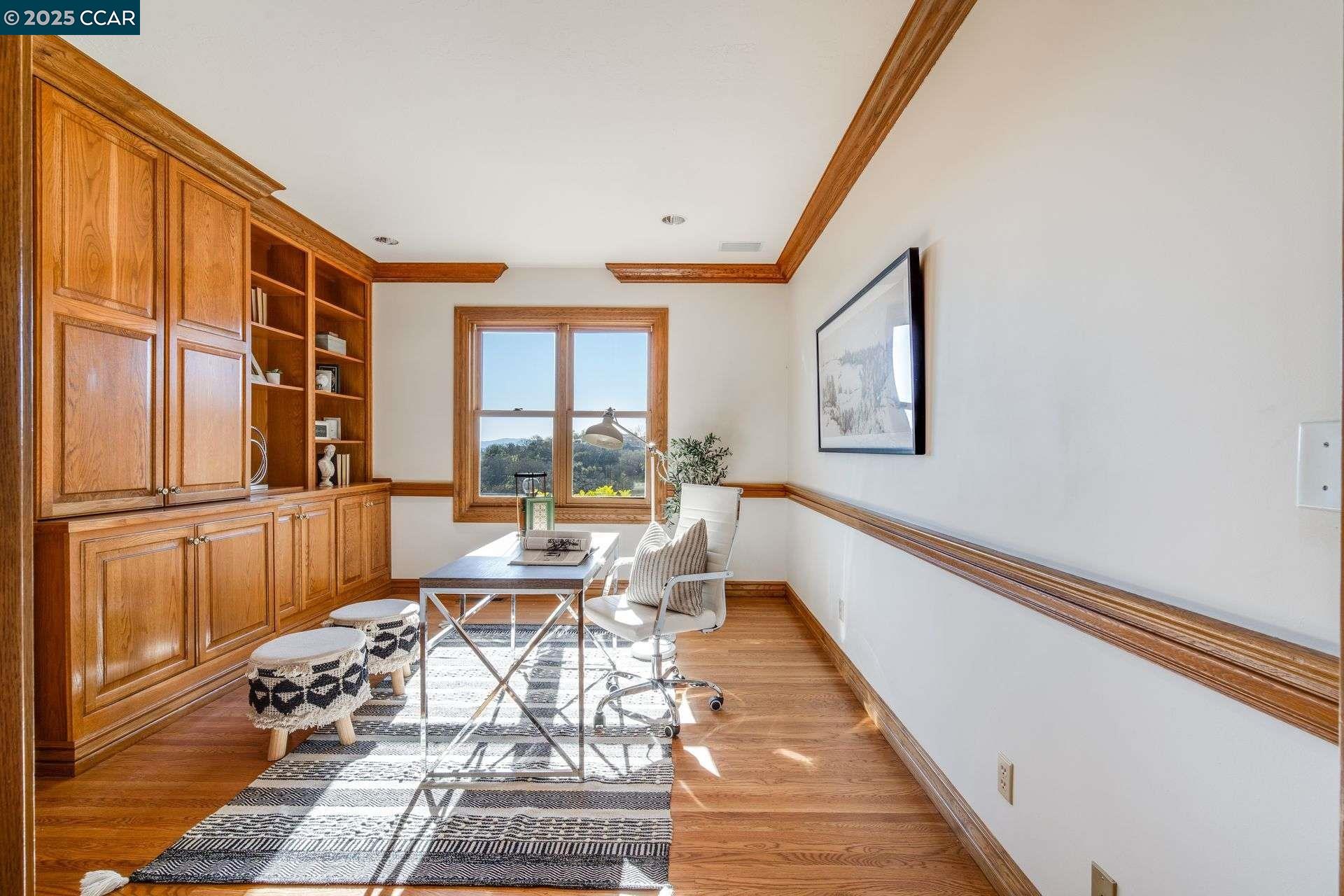 Detail Gallery Image 25 of 60 For 2420 Diablo Lakes Ln, Diablo,  CA 94528 - 6 Beds | 5/2 Baths