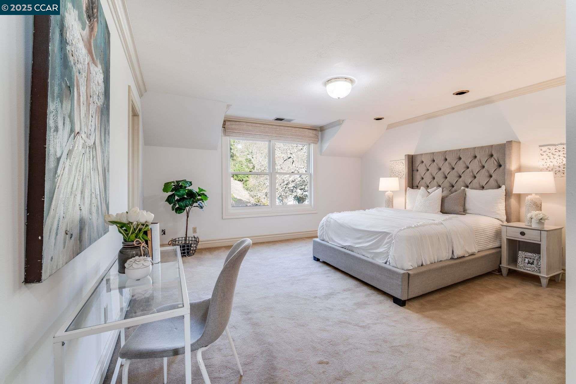 Detail Gallery Image 31 of 60 For 2420 Diablo Lakes Ln, Diablo,  CA 94528 - 6 Beds | 5/2 Baths