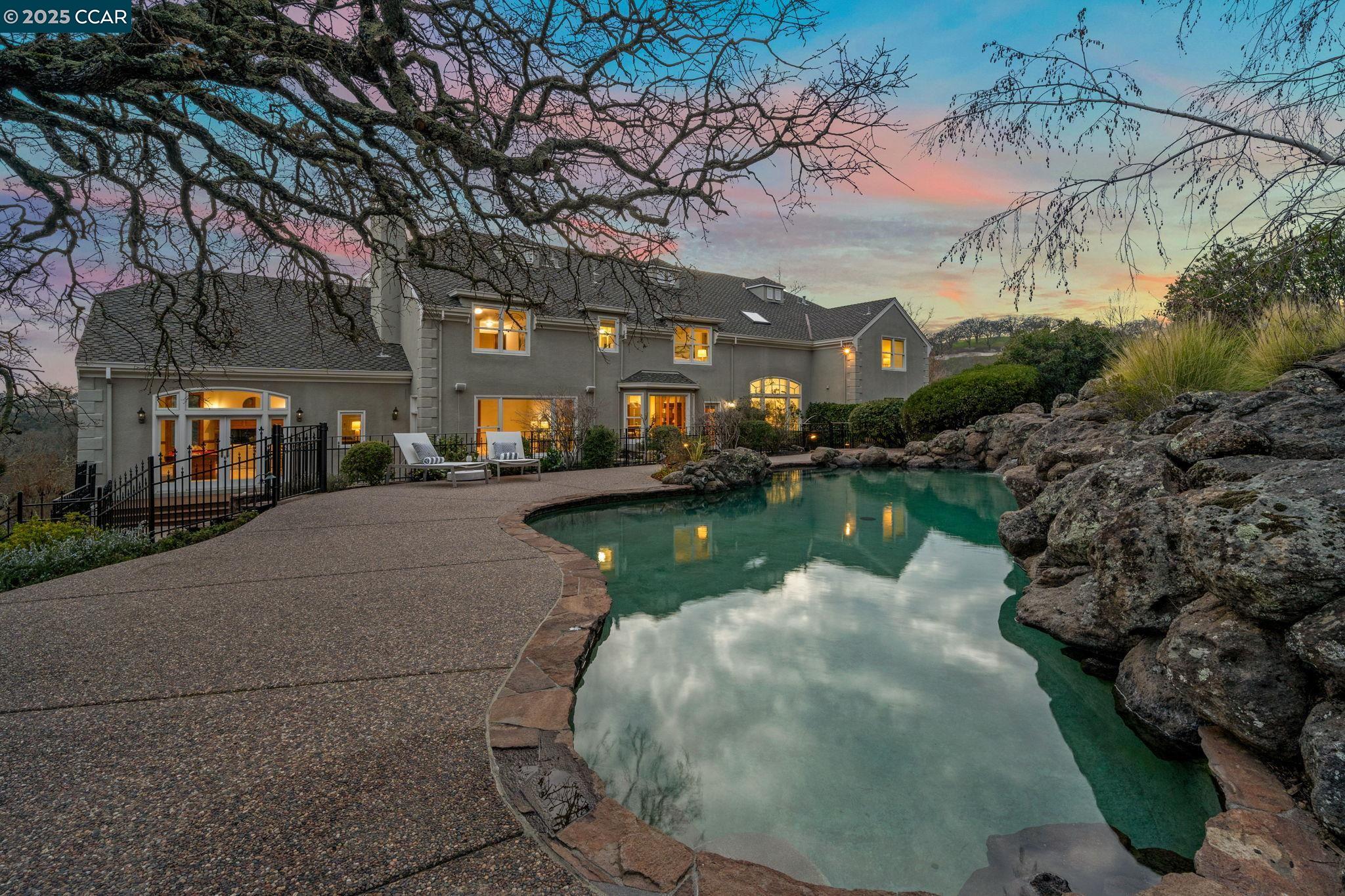 Detail Gallery Image 39 of 60 For 2420 Diablo Lakes Ln, Diablo,  CA 94528 - 6 Beds | 5/2 Baths