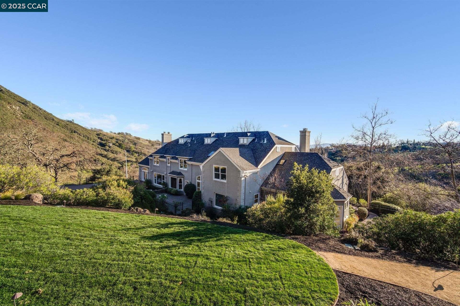 Detail Gallery Image 44 of 60 For 2420 Diablo Lakes Ln, Diablo,  CA 94528 - 6 Beds | 5/2 Baths