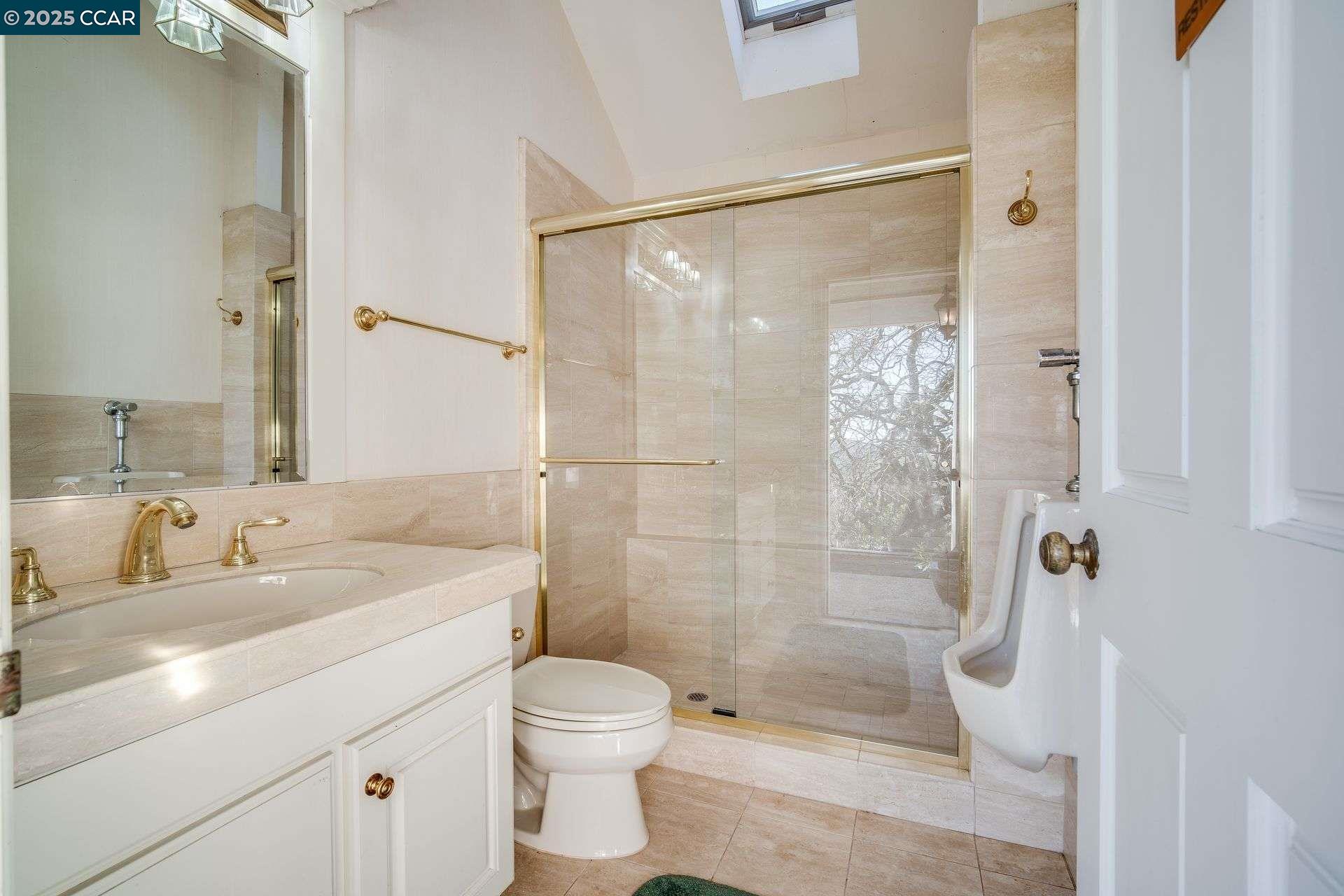 Detail Gallery Image 47 of 60 For 2420 Diablo Lakes Ln, Diablo,  CA 94528 - 6 Beds | 5/2 Baths