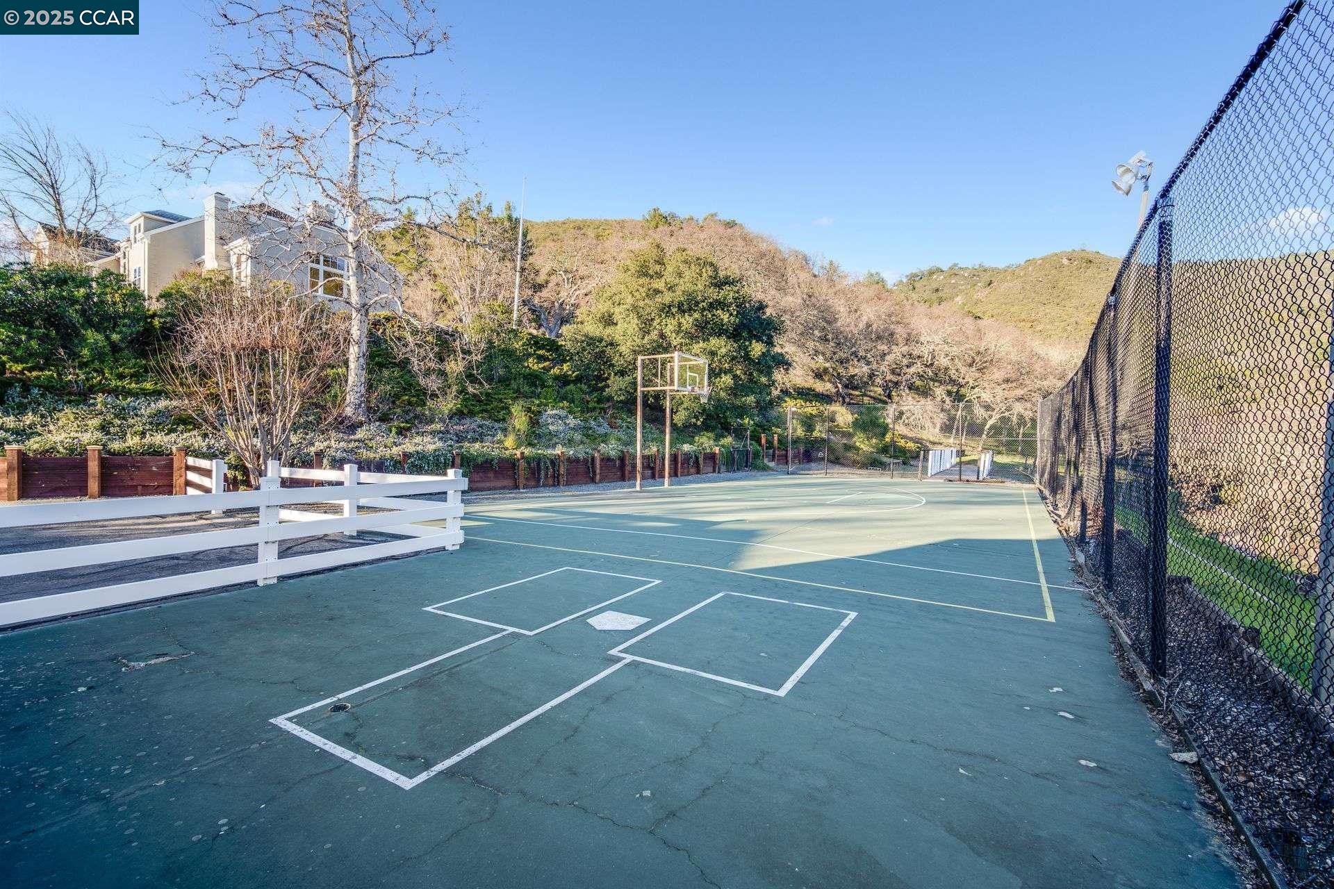 Detail Gallery Image 49 of 60 For 2420 Diablo Lakes Ln, Diablo,  CA 94528 - 6 Beds | 5/2 Baths