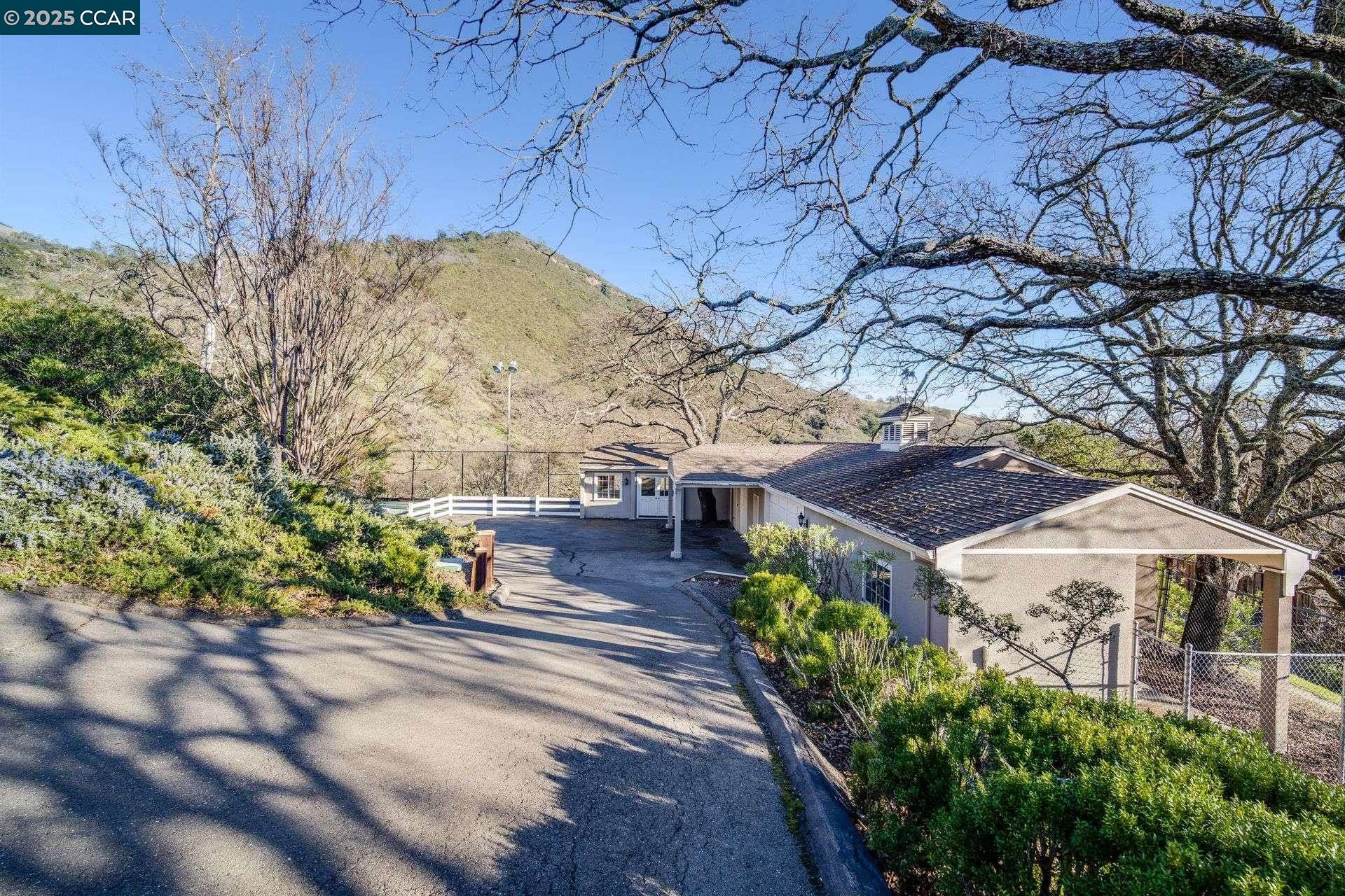 Detail Gallery Image 50 of 60 For 2420 Diablo Lakes Ln, Diablo,  CA 94528 - 6 Beds | 5/2 Baths