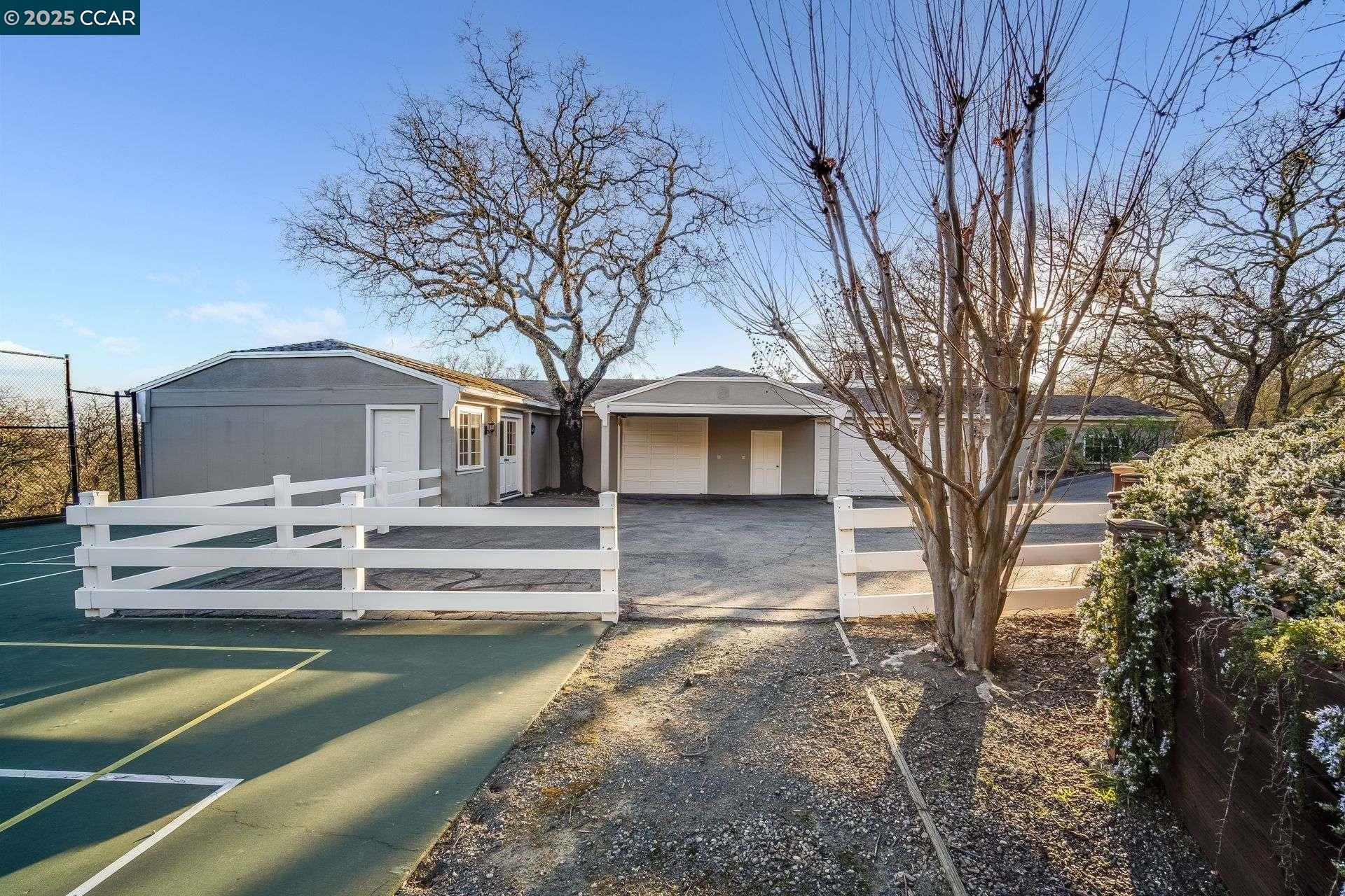 Detail Gallery Image 51 of 60 For 2420 Diablo Lakes Ln, Diablo,  CA 94528 - 6 Beds | 5/2 Baths