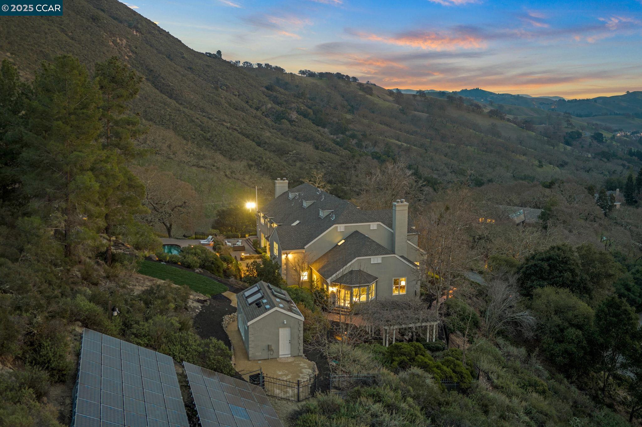 Detail Gallery Image 56 of 60 For 2420 Diablo Lakes Ln, Diablo,  CA 94528 - 6 Beds | 5/2 Baths