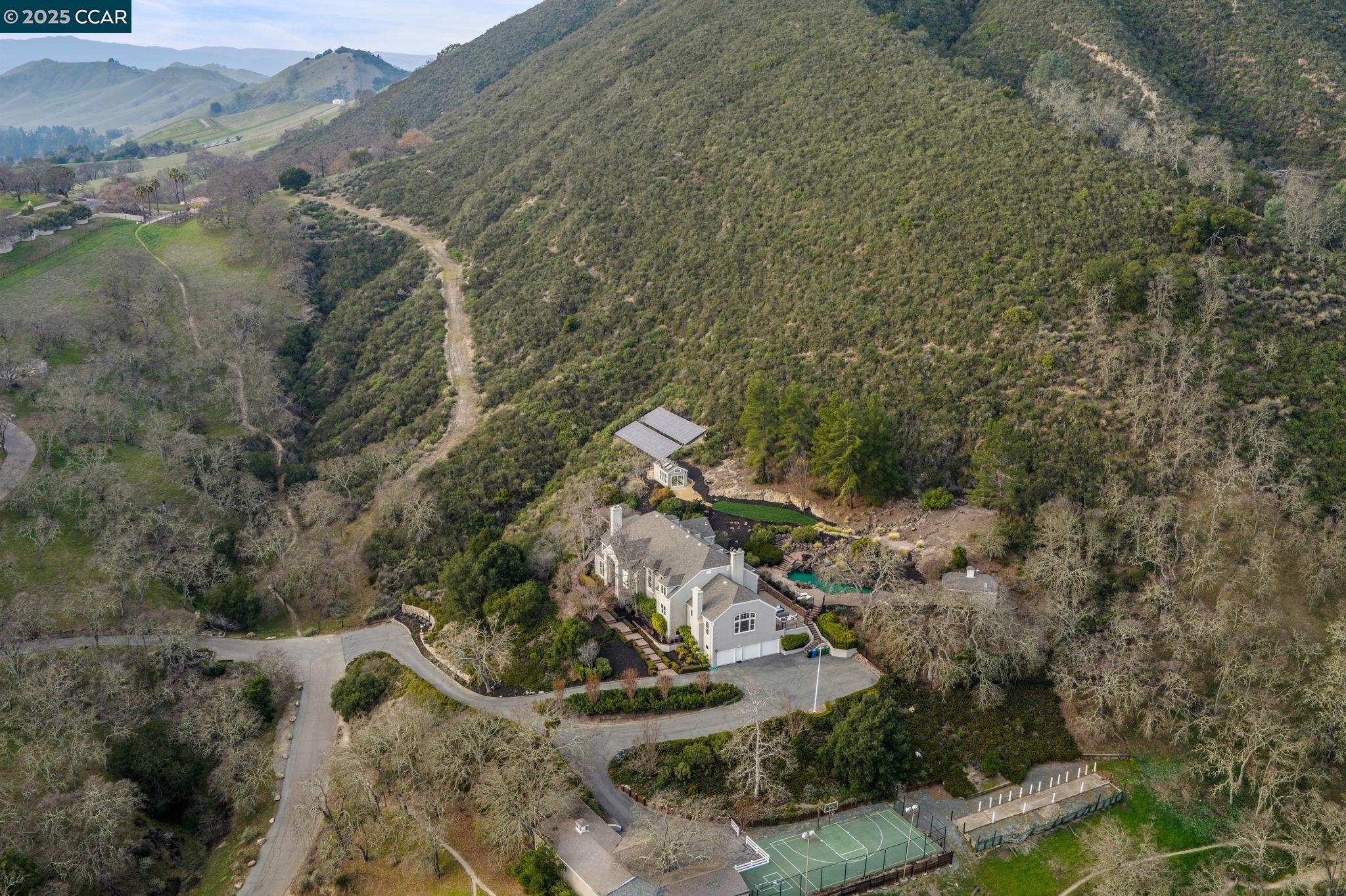 Detail Gallery Image 58 of 60 For 2420 Diablo Lakes Ln, Diablo,  CA 94528 - 6 Beds | 5/2 Baths