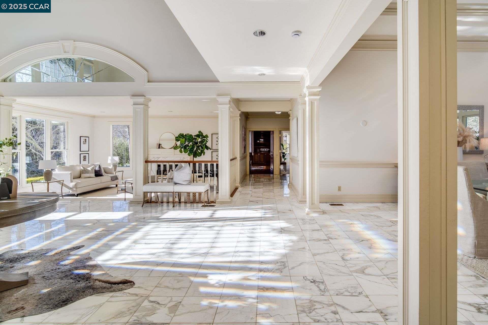 Detail Gallery Image 10 of 60 For 2420 Diablo Lakes Ln, Diablo,  CA 94528 - 6 Beds | 5/2 Baths