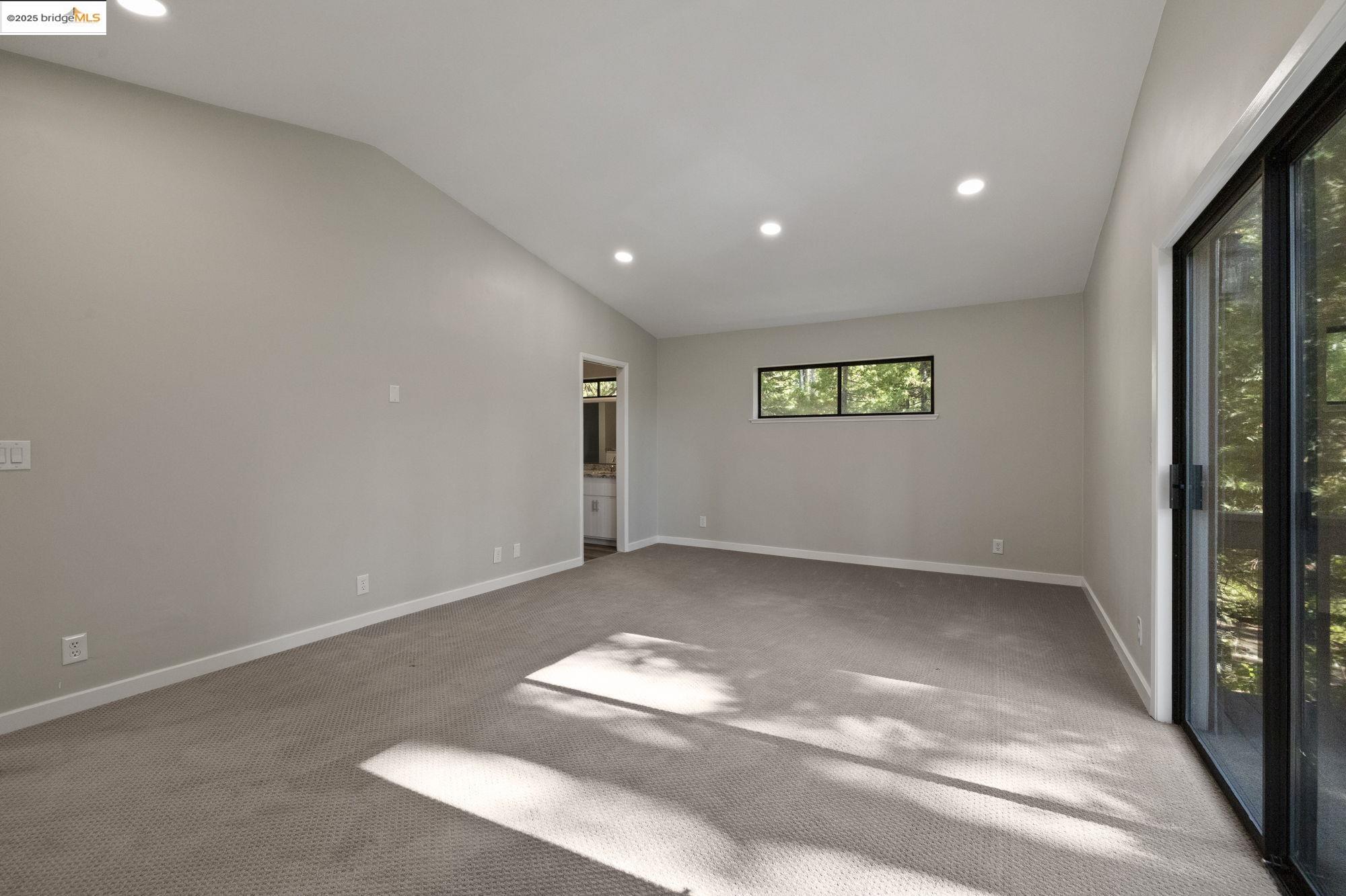 Detail Gallery Image 20 of 40 For 22693 Tamarack Dr, Twain Harte,  CA 95383 - 3 Beds | 2/1 Baths