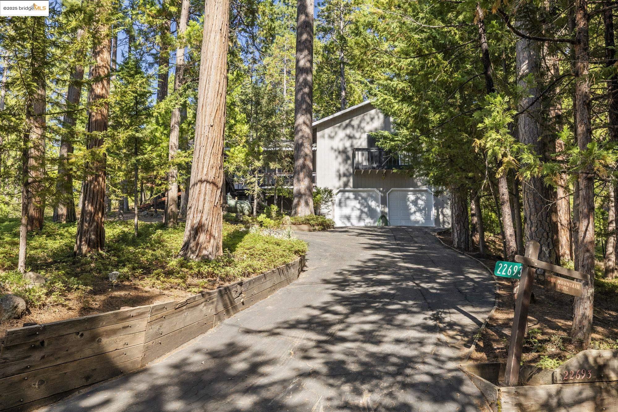 Detail Gallery Image 4 of 38 For 22693 Tamarack Dr, Twain Harte,  CA 95383 - 3 Beds | 2/1 Baths