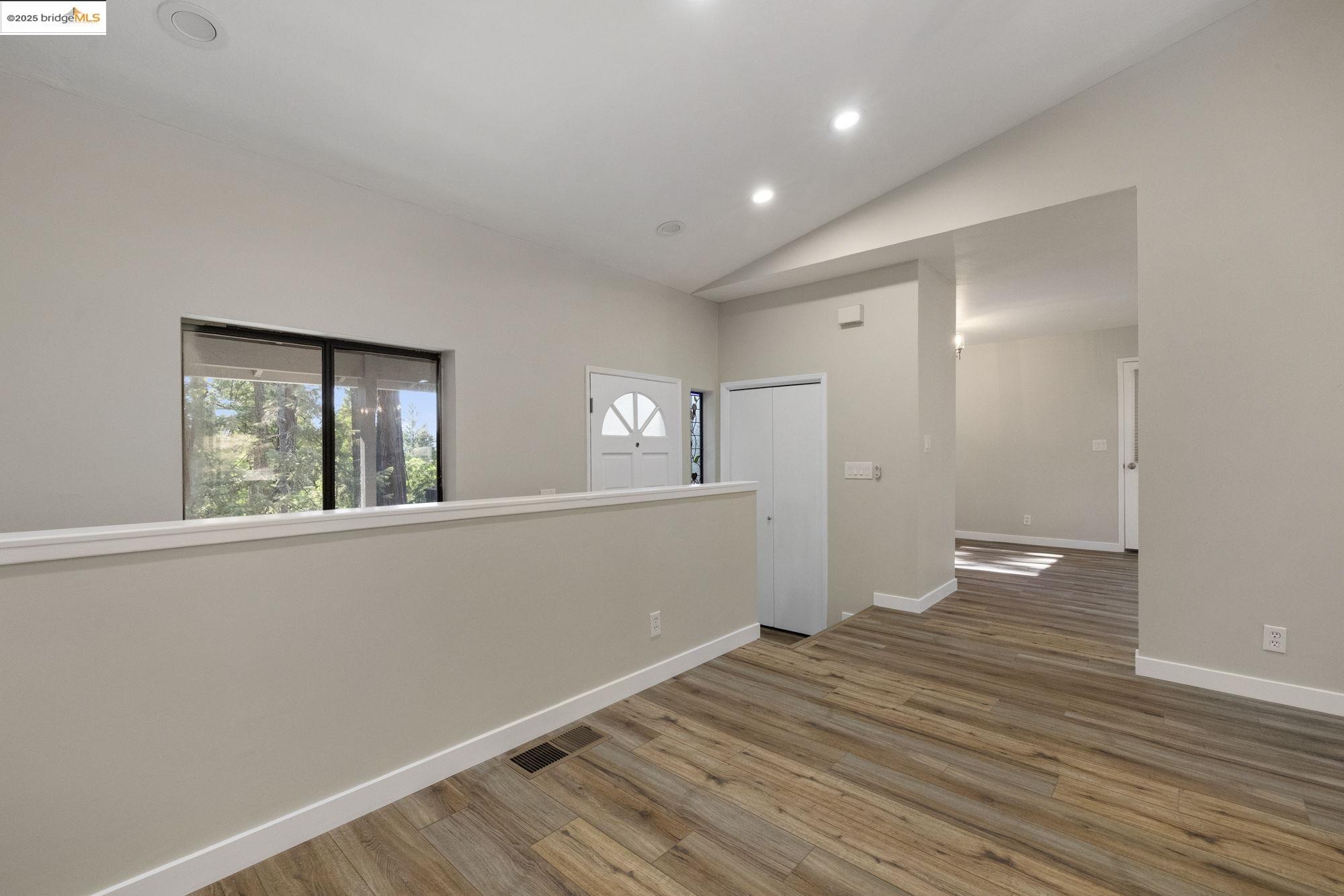 Detail Gallery Image 5 of 38 For 22693 Tamarack Dr, Twain Harte,  CA 95383 - 3 Beds | 2/1 Baths