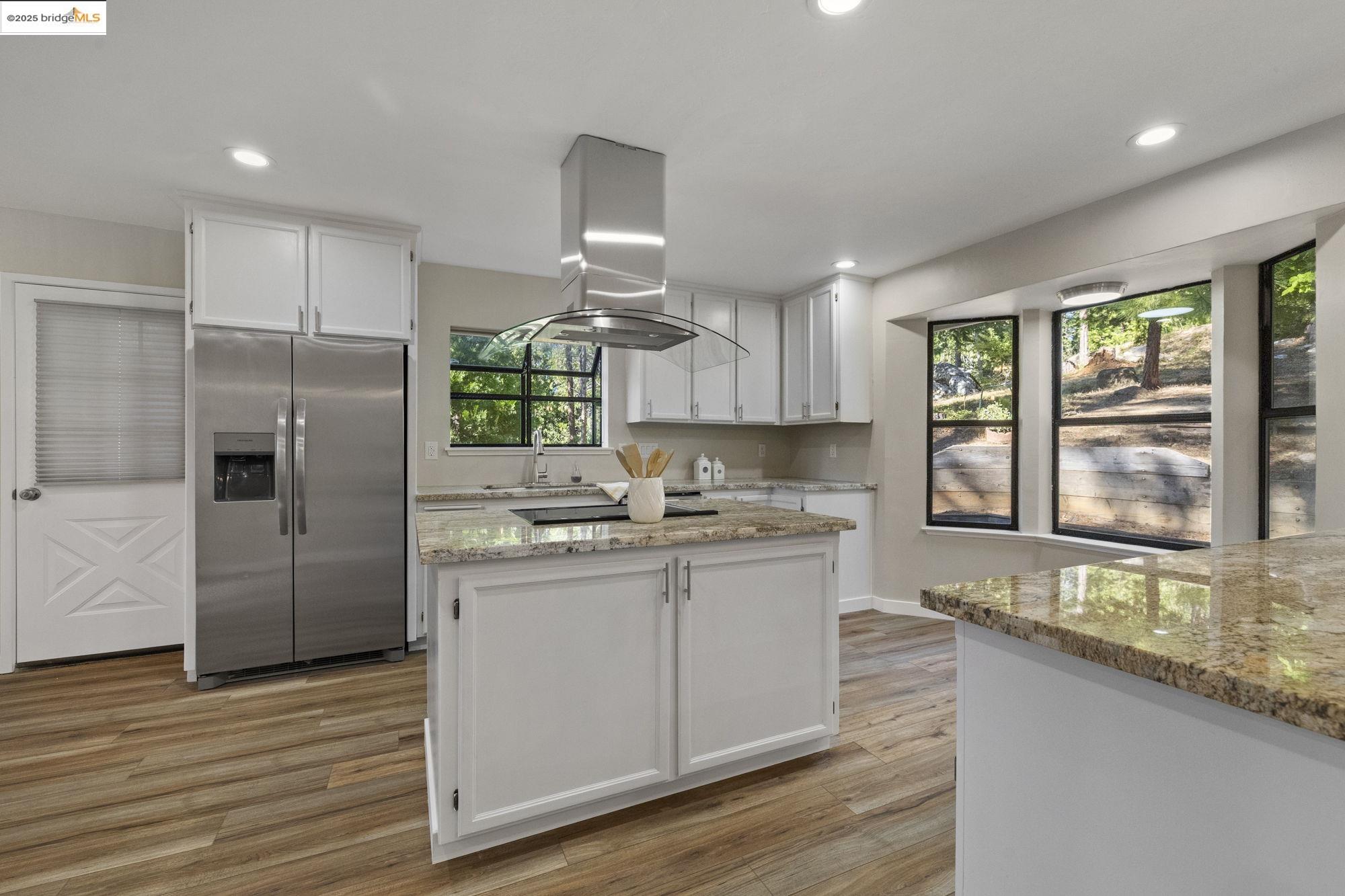 Detail Gallery Image 8 of 38 For 22693 Tamarack Dr, Twain Harte,  CA 95383 - 3 Beds | 2/1 Baths