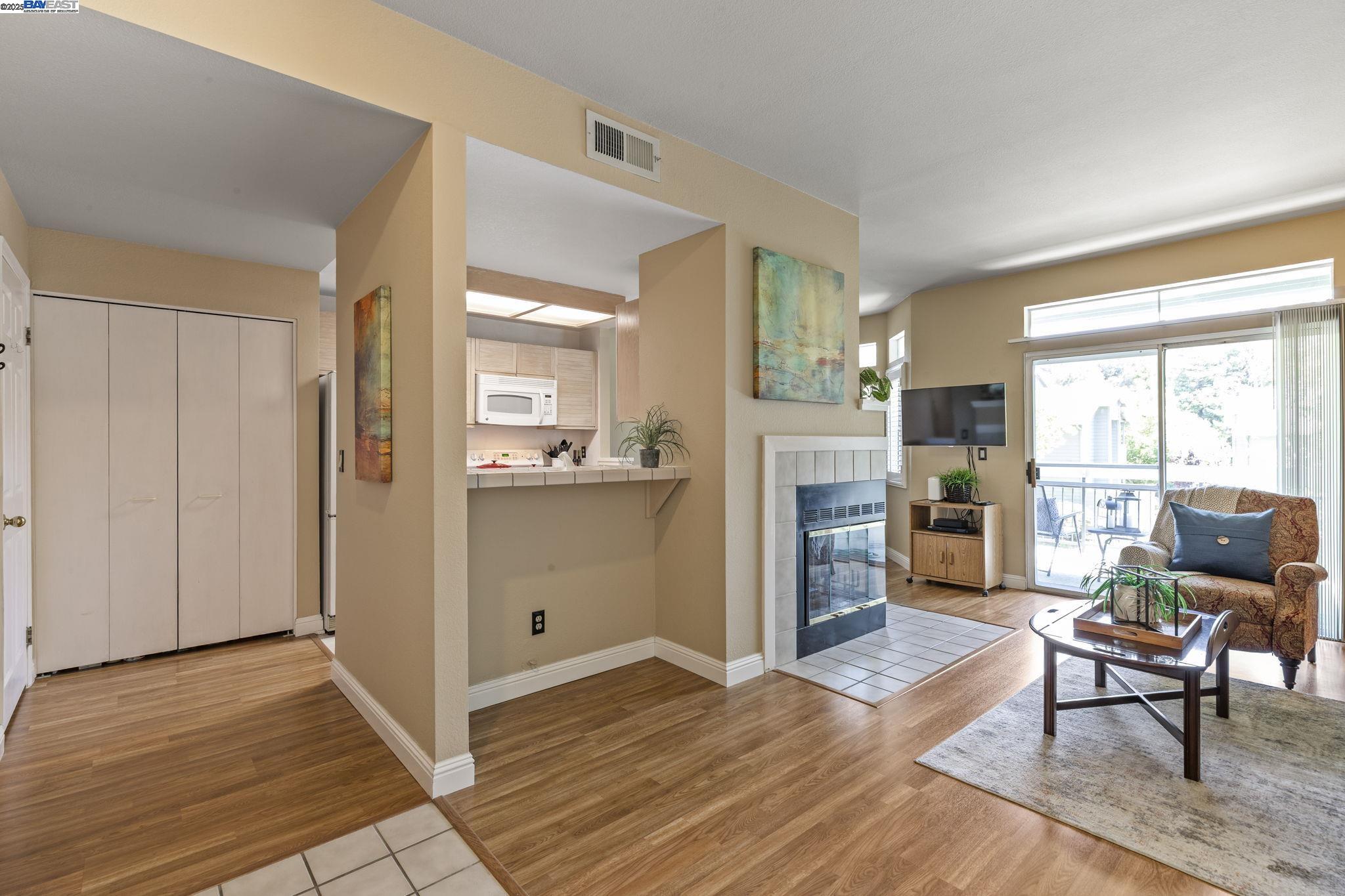 Photo #6: 41104482 Listing 