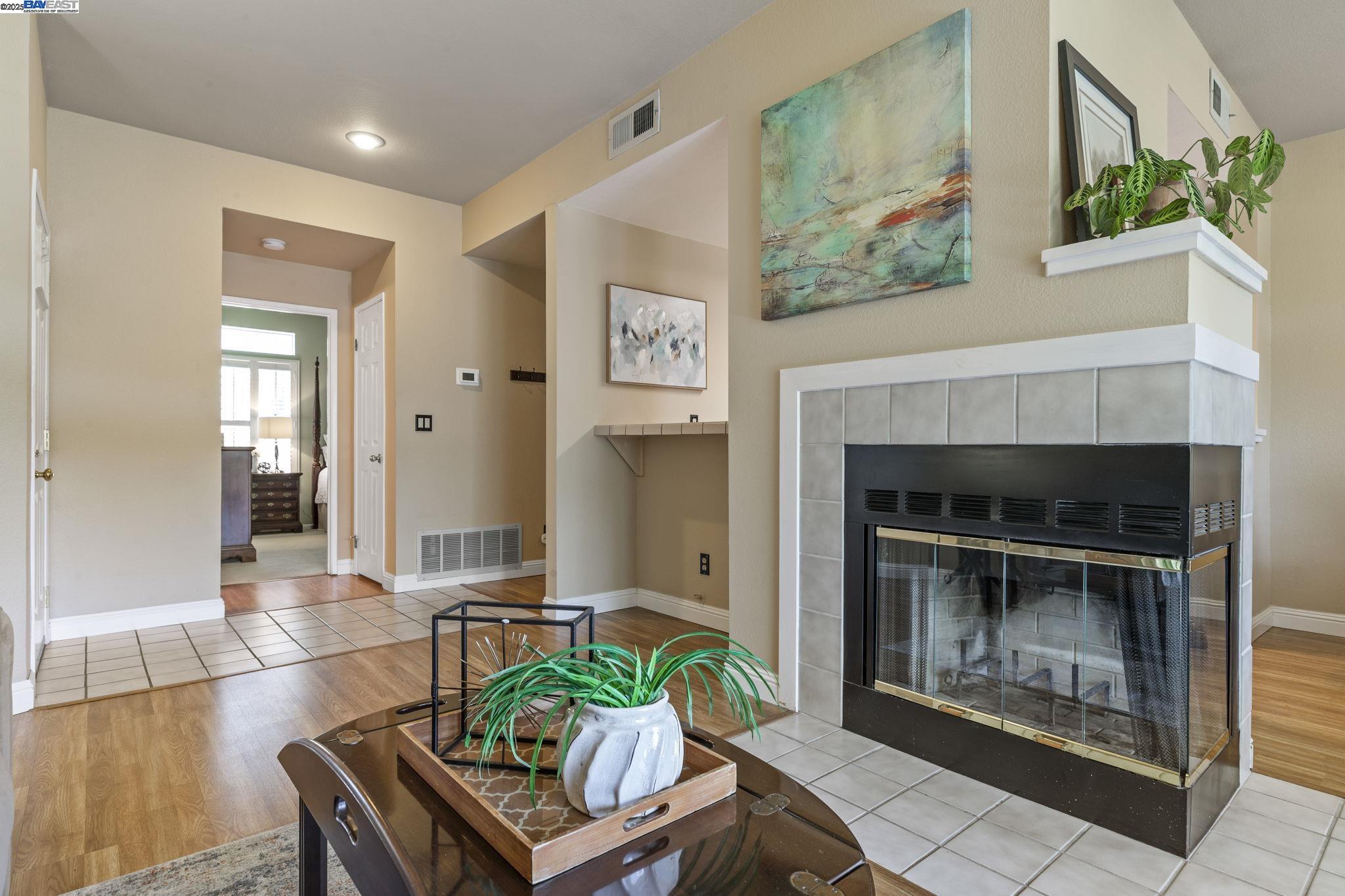 Photo #9: 41104482 Listing: Photo #9