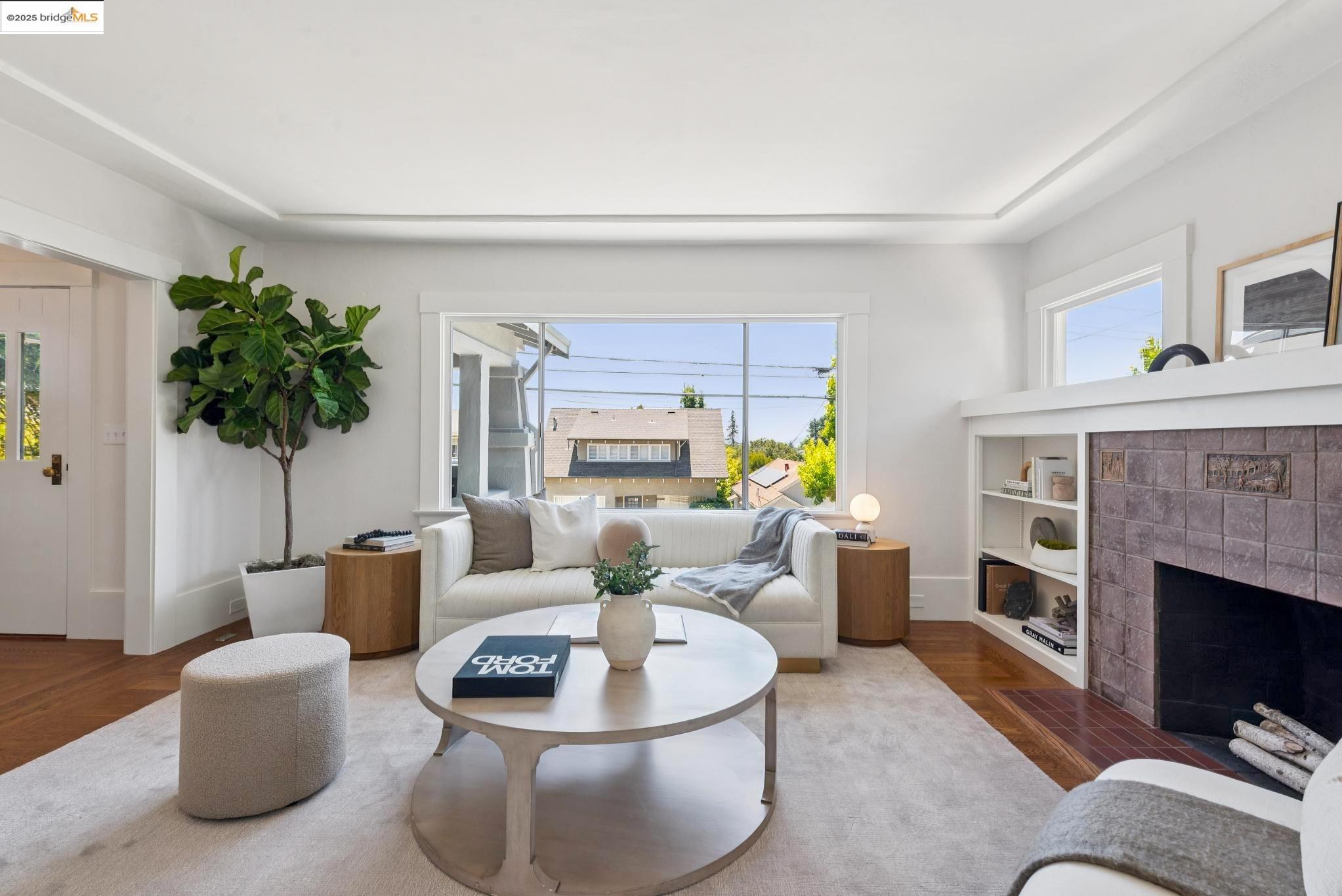 Detail Gallery Image 11 of 53 For 1424 Wellington St, Oakland,  CA 94602 - 3 Beds | 2 Baths