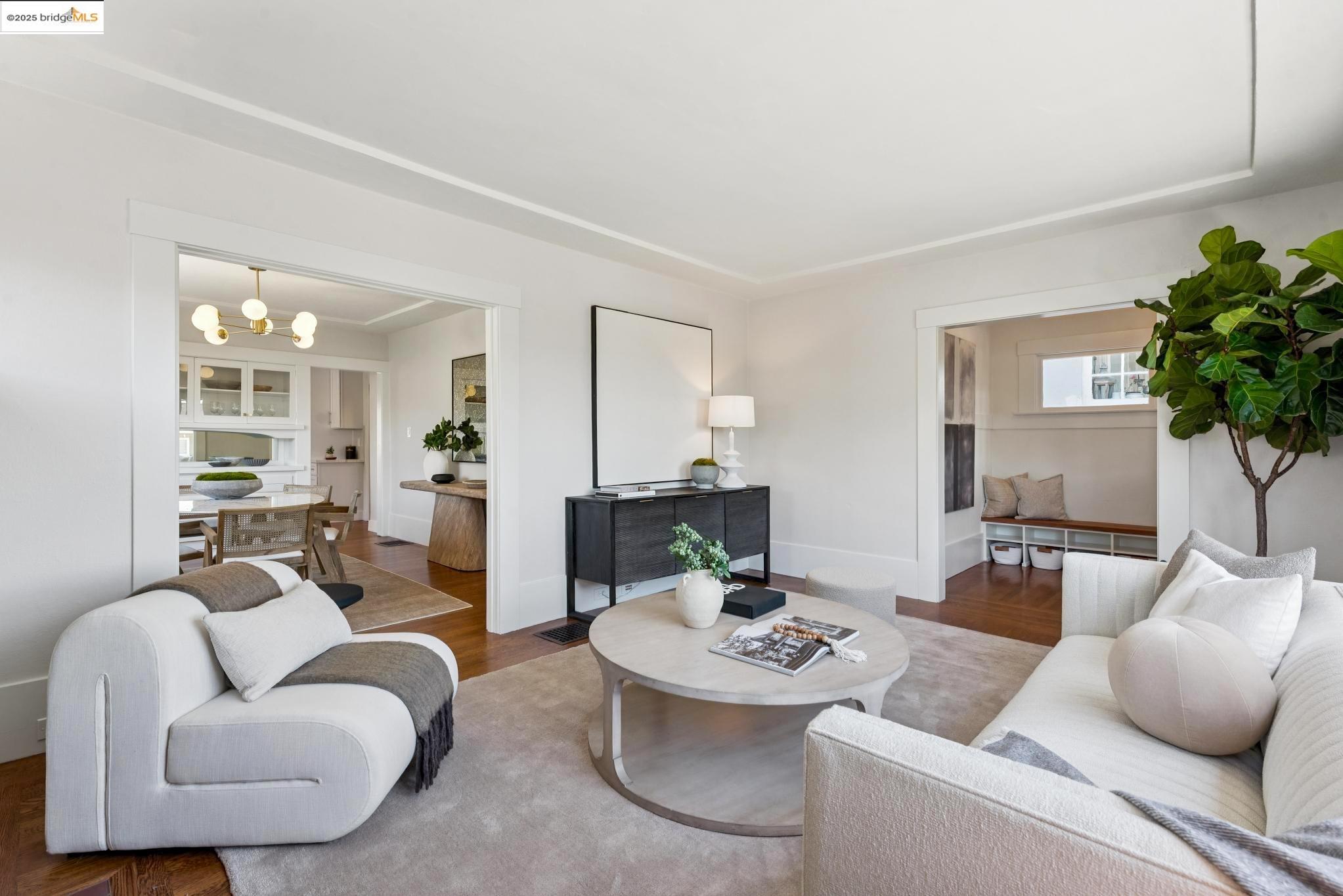 Detail Gallery Image 12 of 53 For 1424 Wellington St, Oakland,  CA 94602 - 3 Beds | 2 Baths
