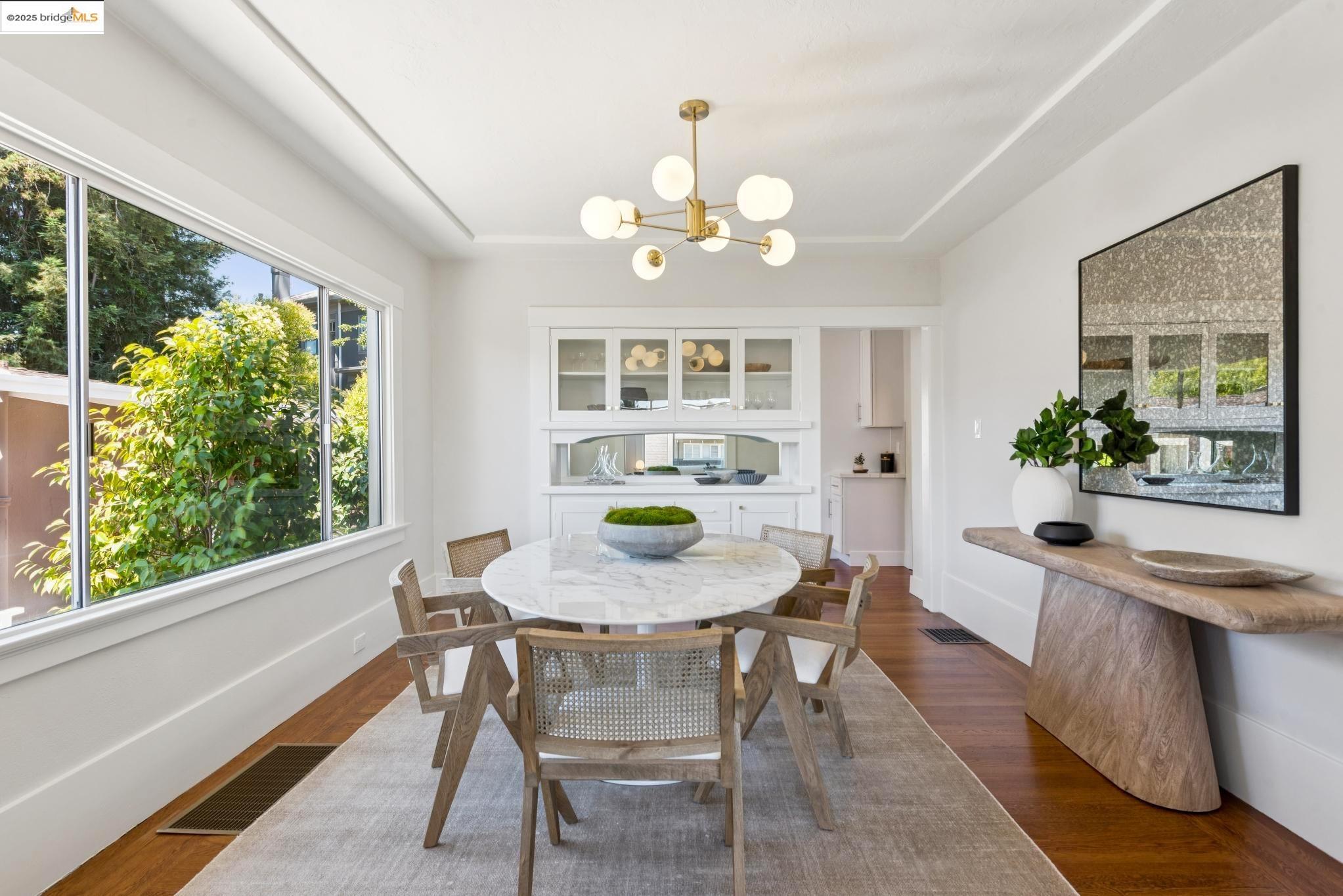 Detail Gallery Image 15 of 53 For 1424 Wellington St, Oakland,  CA 94602 - 3 Beds | 2 Baths