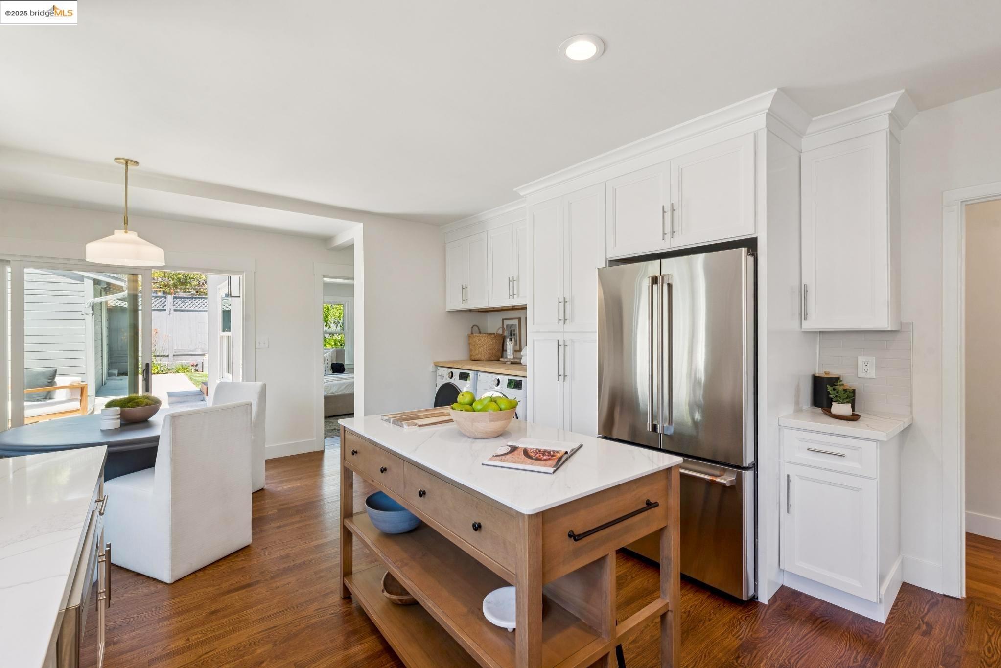 Detail Gallery Image 20 of 53 For 1424 Wellington St, Oakland,  CA 94602 - 3 Beds | 2 Baths