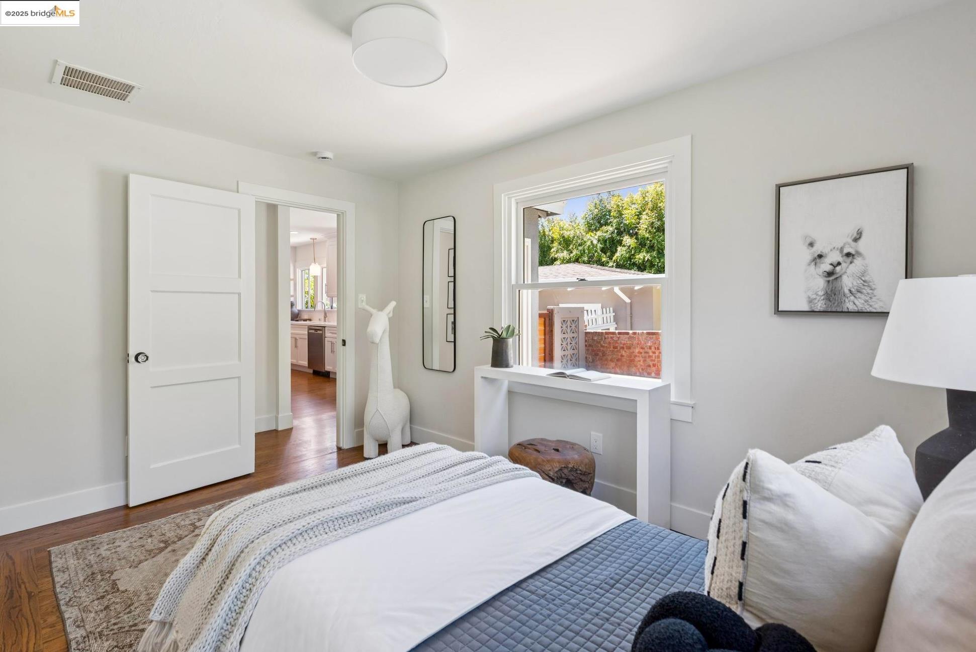 Detail Gallery Image 38 of 53 For 1424 Wellington St, Oakland,  CA 94602 - 3 Beds | 2 Baths