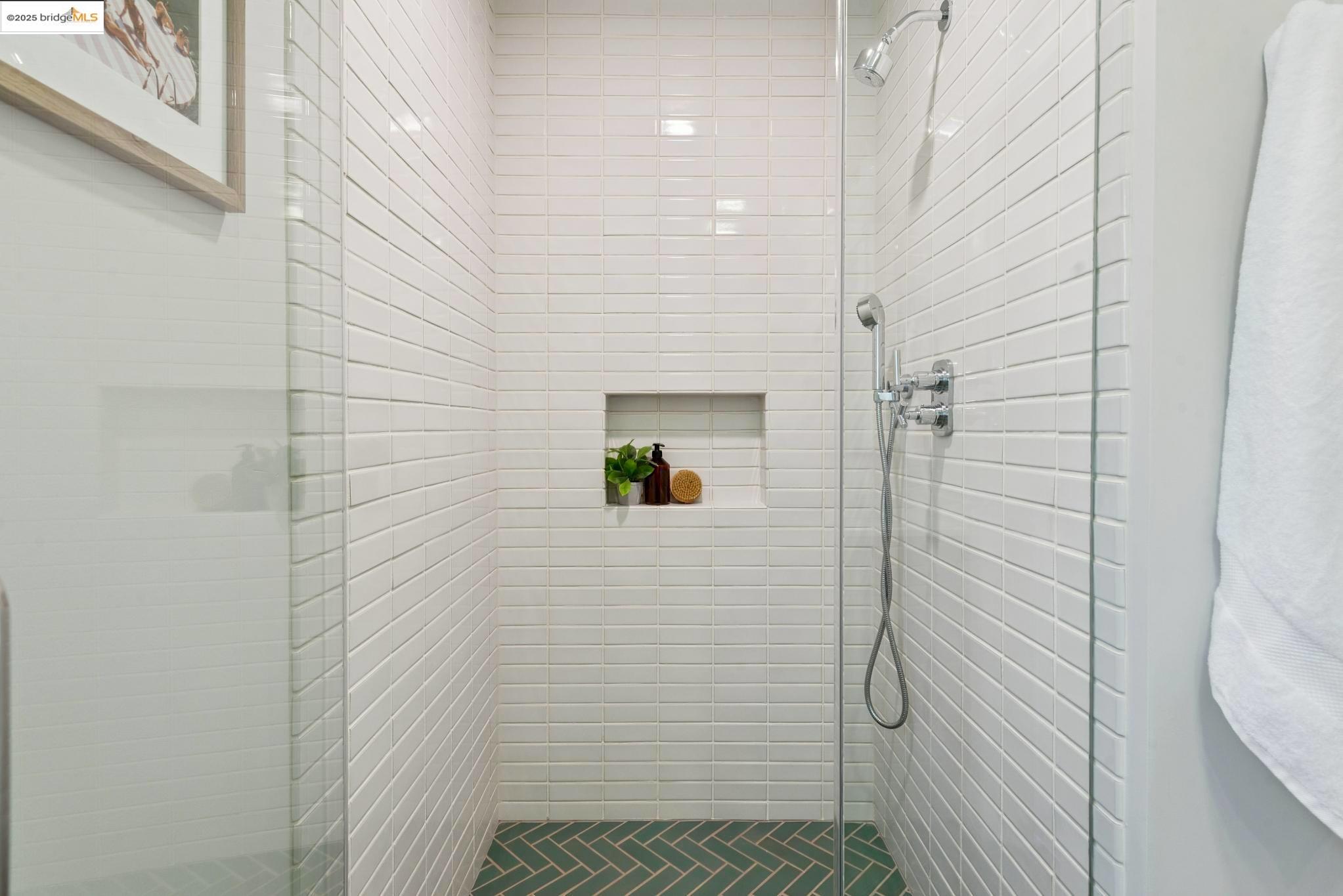Detail Gallery Image 40 of 53 For 1424 Wellington St, Oakland,  CA 94602 - 3 Beds | 2 Baths