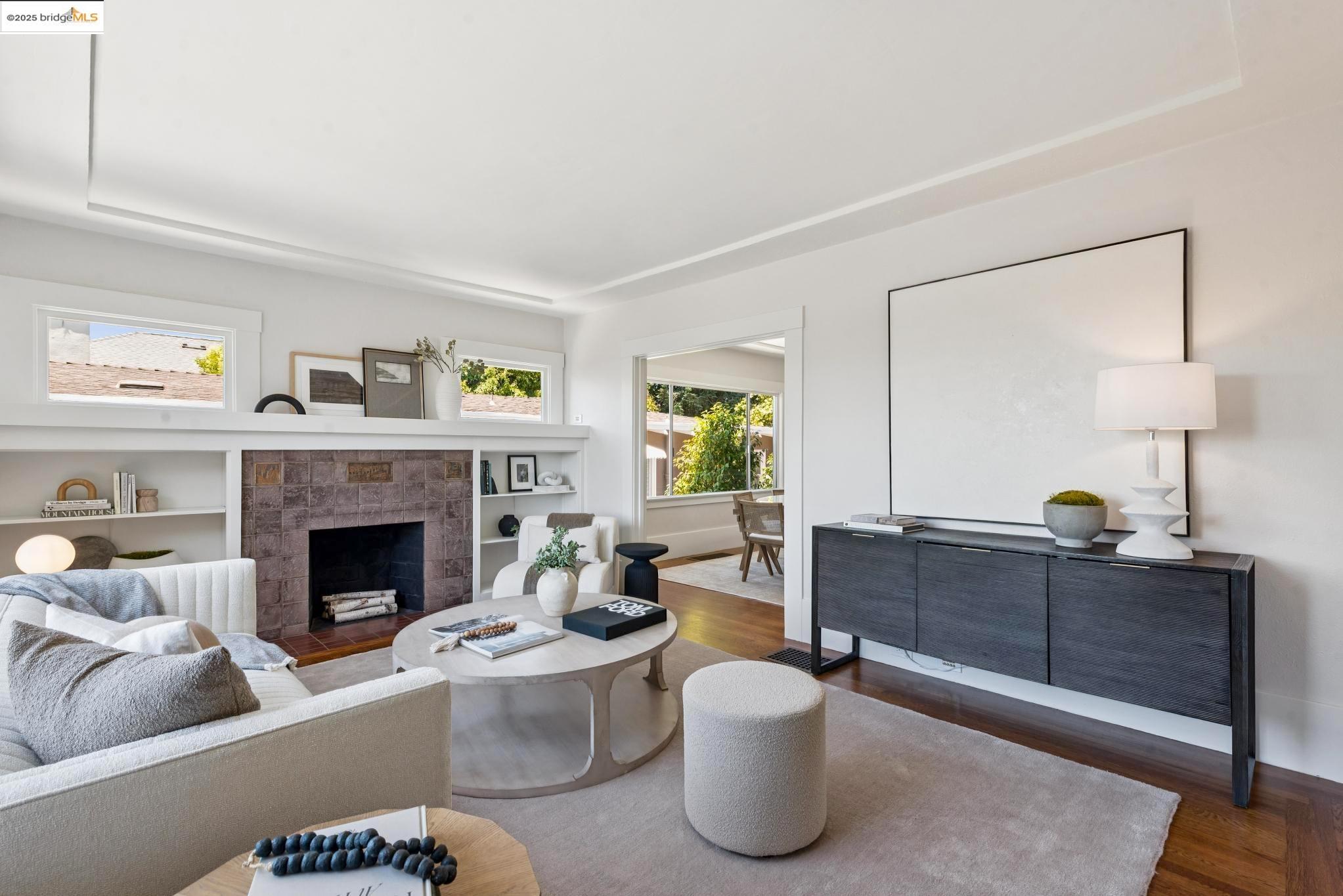 Detail Gallery Image 8 of 53 For 1424 Wellington St, Oakland,  CA 94602 - 3 Beds | 2 Baths