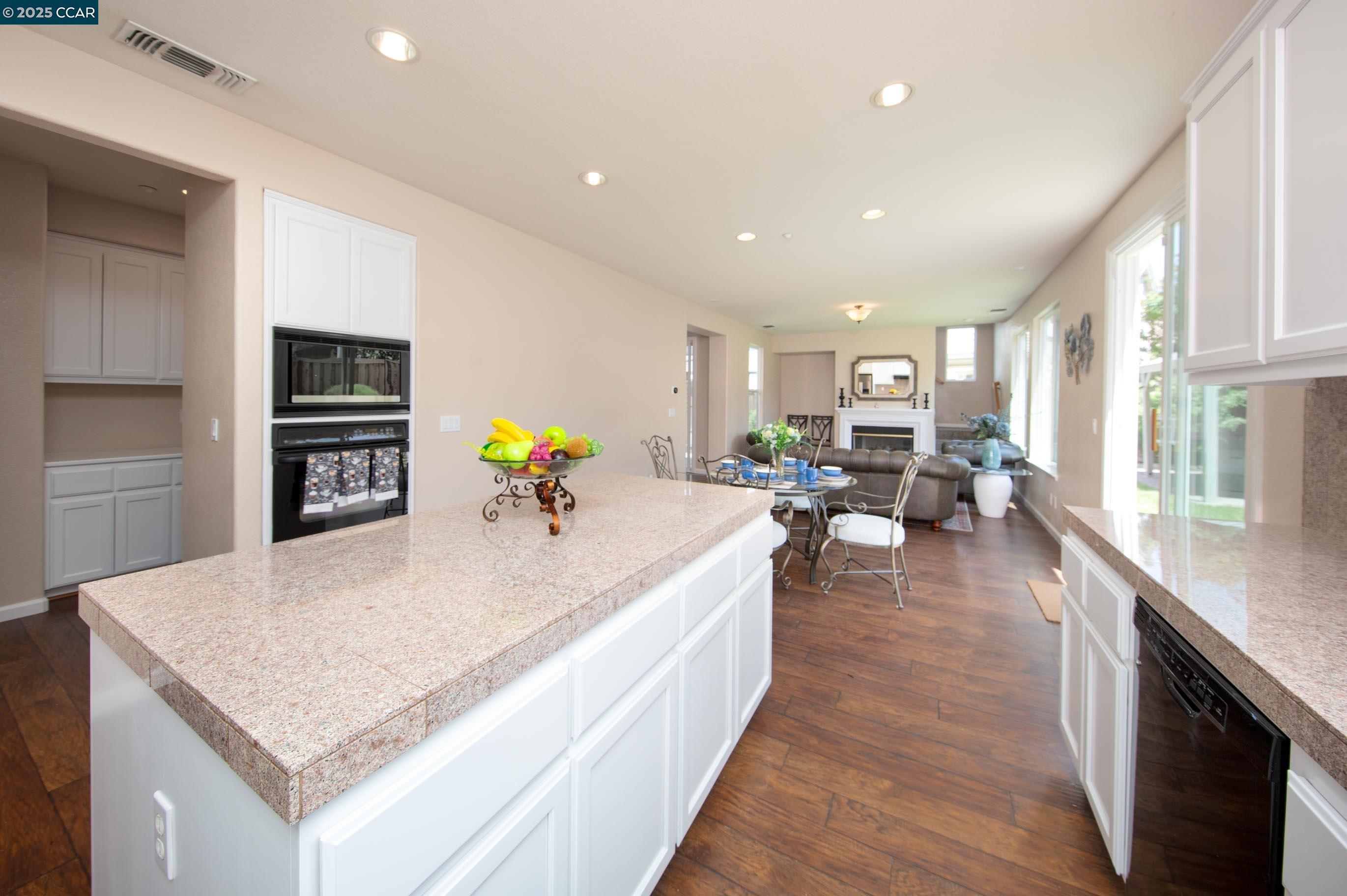 Detail Gallery Image 14 of 37 For 2710 Presidio, Brentwood,  CA 94513 - 4 Beds | 3 Baths