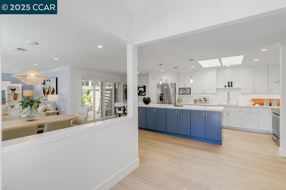 Photo #5: 41104485 Listing 