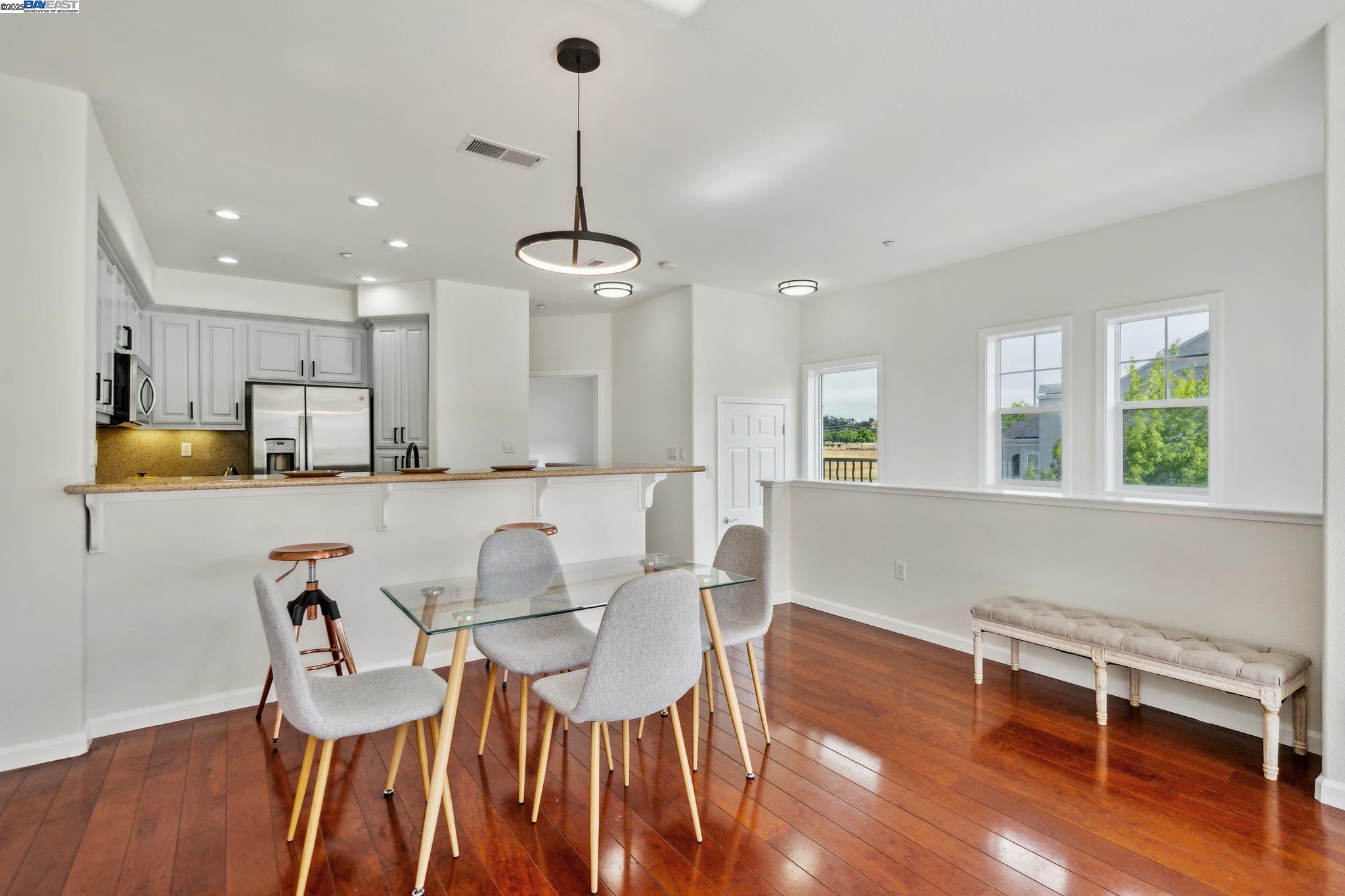 Photo #10: 41104486 Listing: Photo #10