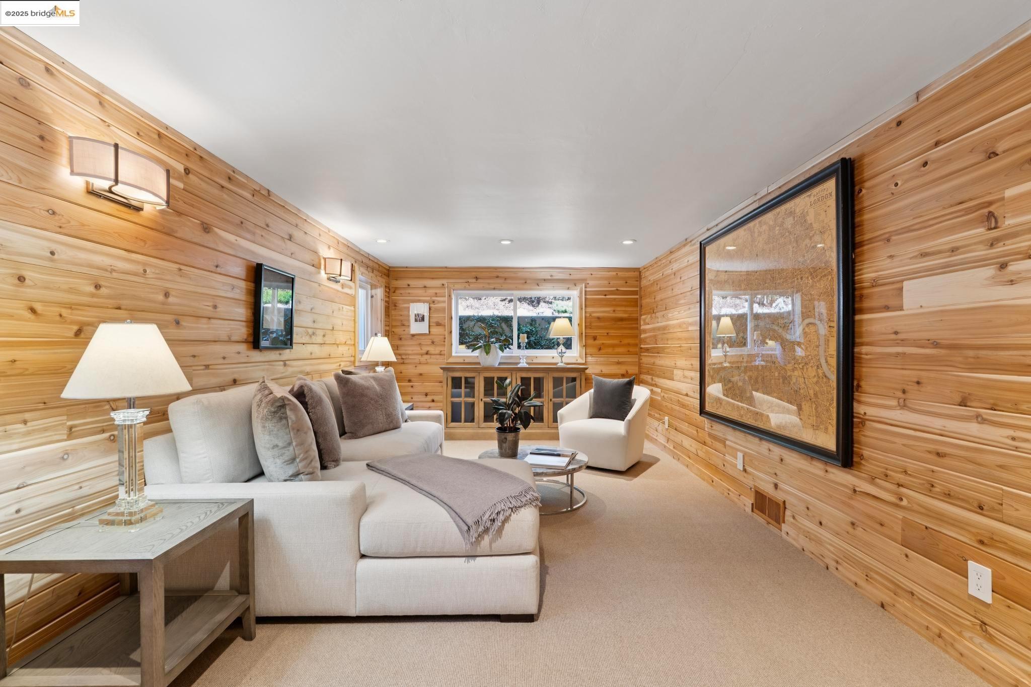 Detail Gallery Image 24 of 49 For 917 Regal Rd, Berkeley,  CA 94708 - 3 Beds | 2/1 Baths