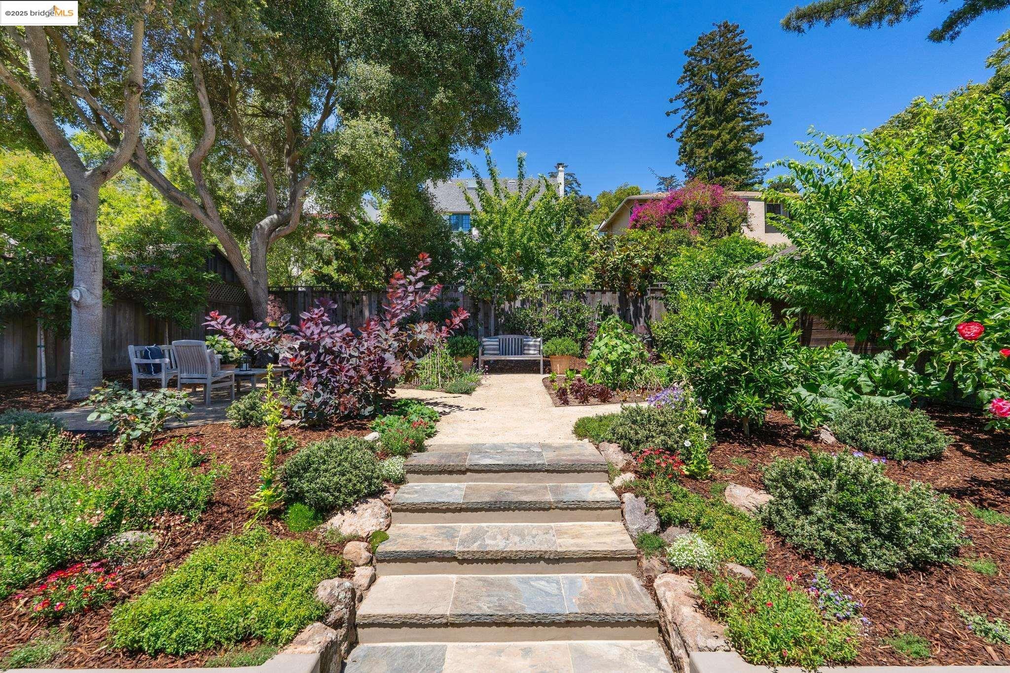 Detail Gallery Image 38 of 49 For 917 Regal Rd, Berkeley,  CA 94708 - 3 Beds | 2/1 Baths