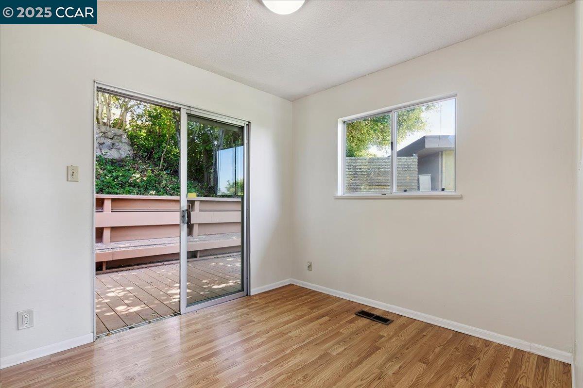 Detail Gallery Image 14 of 46 For 51 Rincon Rd, Kensington,  CA 94707 - – Beds | – Baths