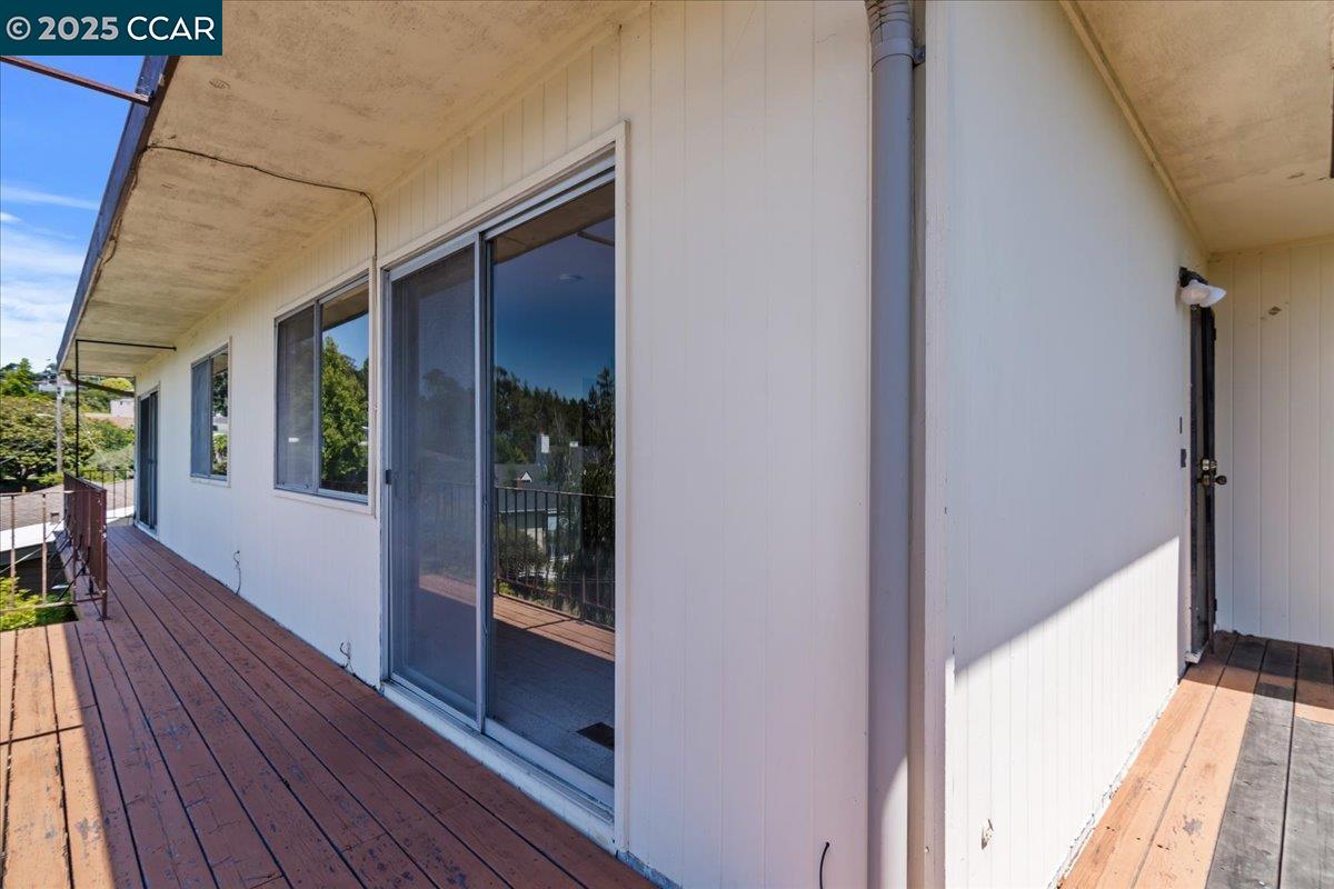 Detail Gallery Image 27 of 46 For 51 Rincon Rd, Kensington,  CA 94707 - – Beds | – Baths