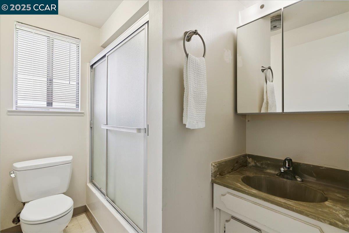Detail Gallery Image 40 of 46 For 51 Rincon Rd, Kensington,  CA 94707 - – Beds | – Baths
