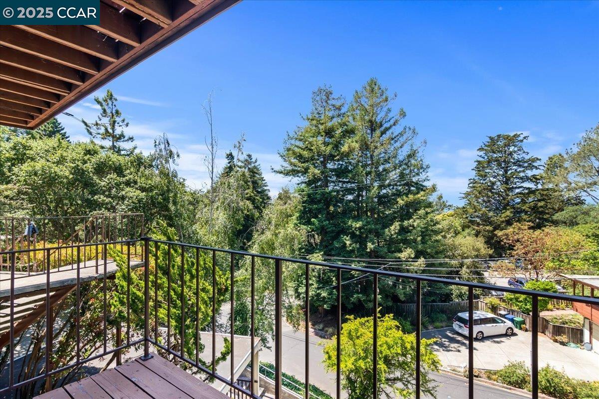Detail Gallery Image 42 of 46 For 51 Rincon Rd, Kensington,  CA 94707 - – Beds | – Baths