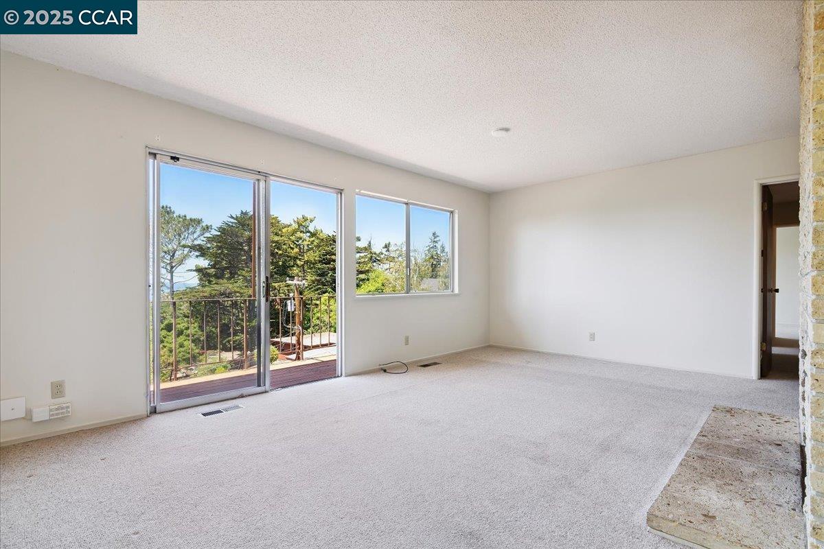 Detail Gallery Image 6 of 46 For 51 Rincon Rd, Kensington,  CA 94707 - – Beds | – Baths
