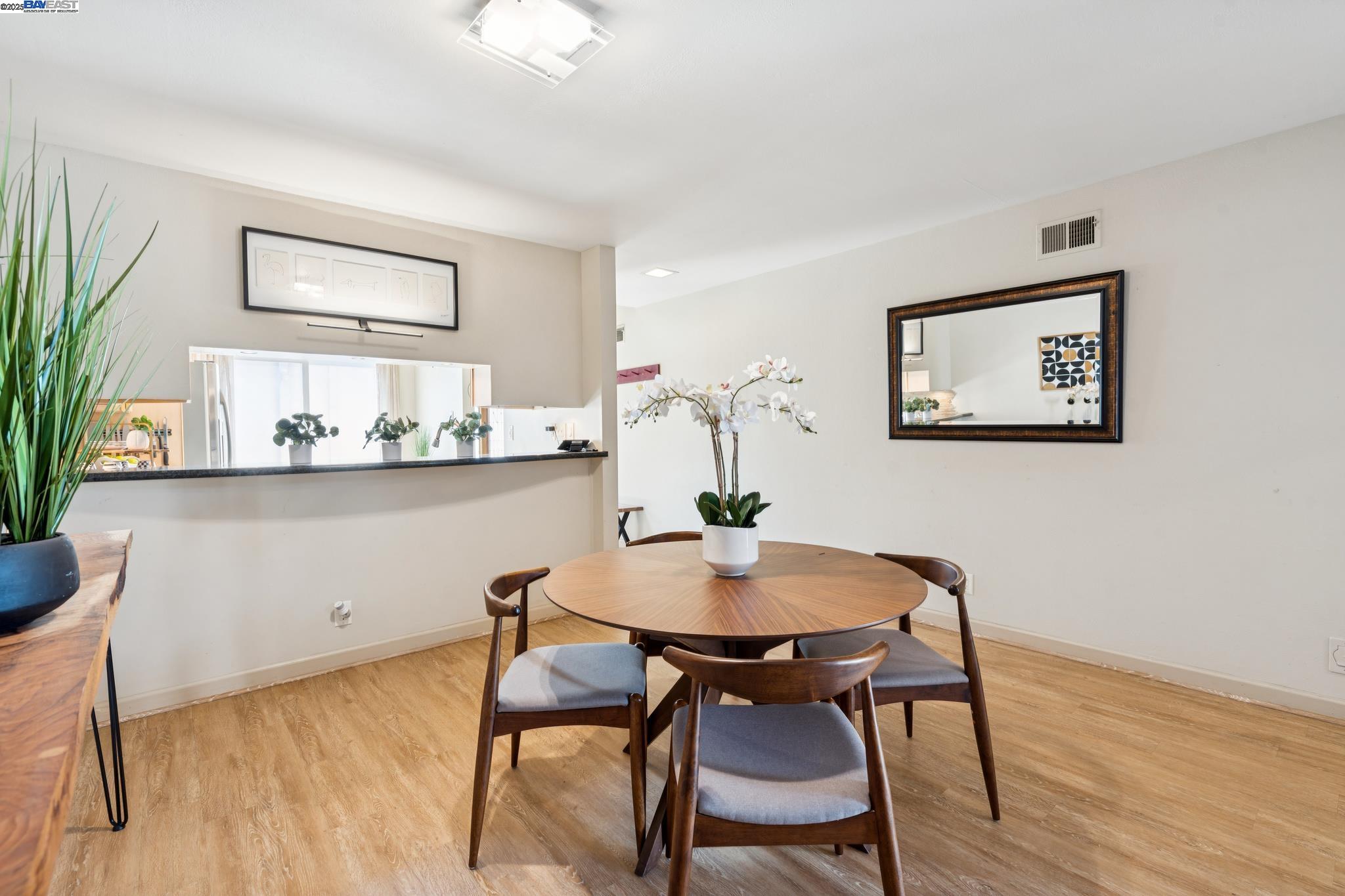 Photo #10: 41104492 Listing: Photo #10