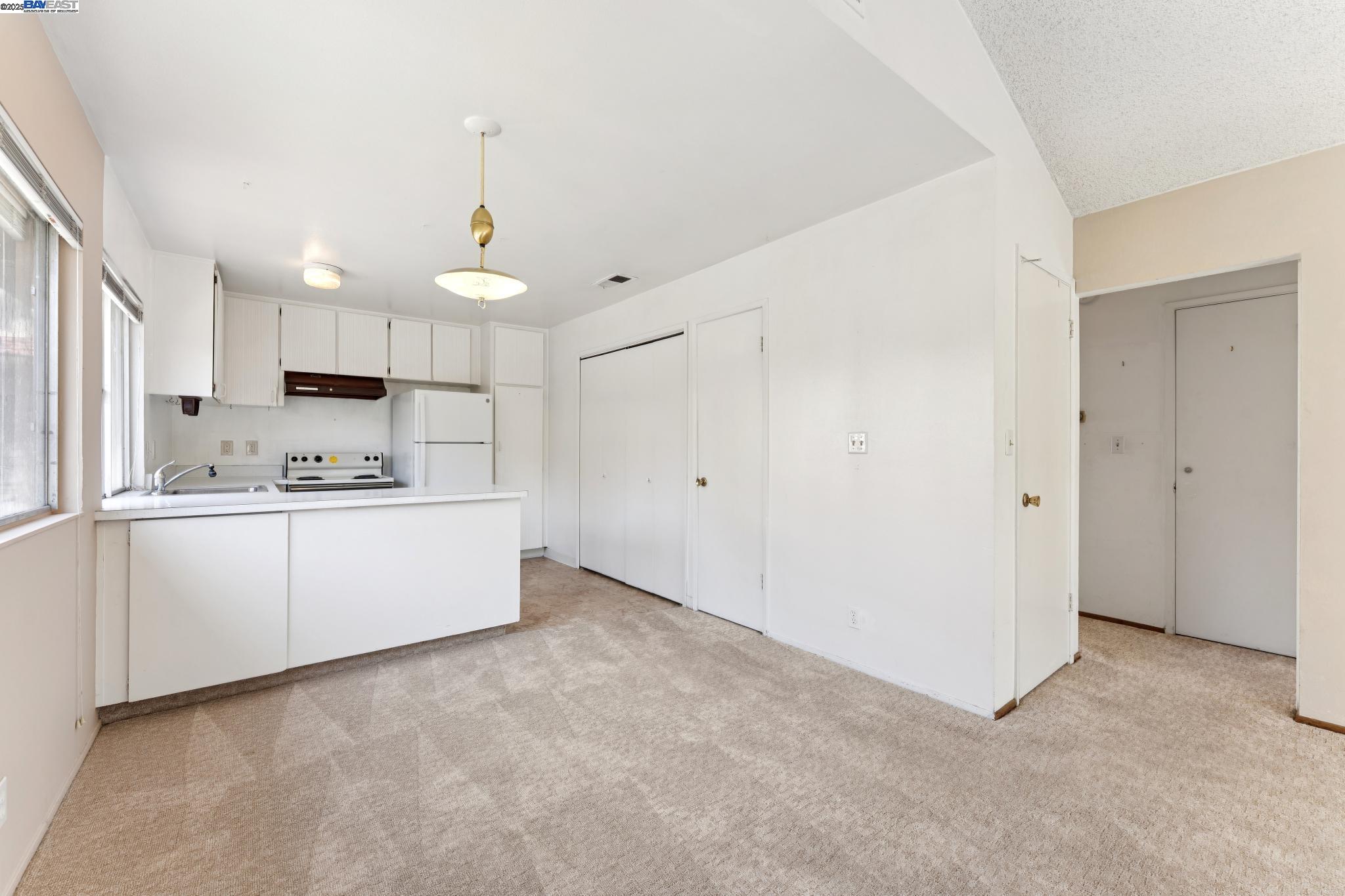 Photo #7: 41104494 Listing: Photo #7