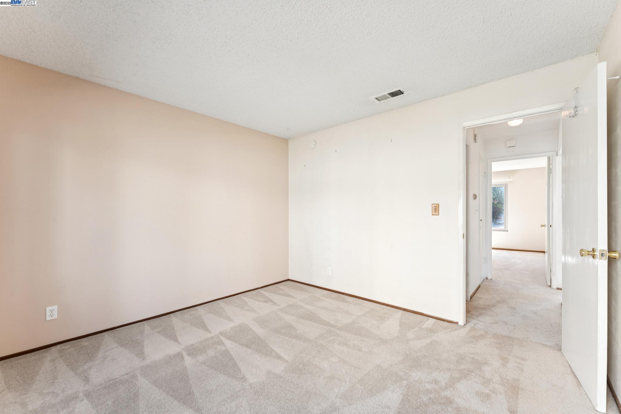 Photo #20: 41104494 Listing: Photo #20