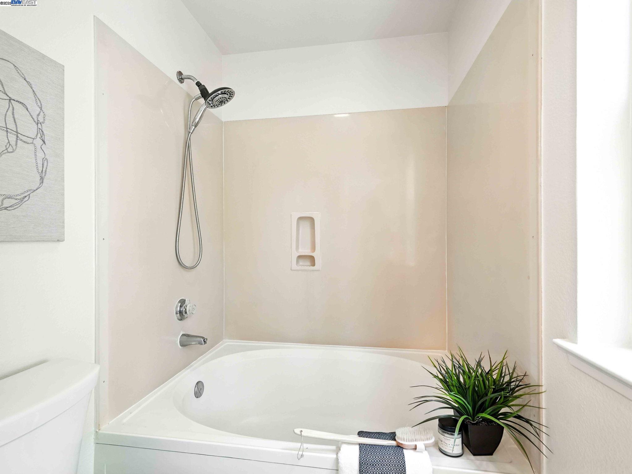 Photo #16: 41104497 Listing: Photo #16