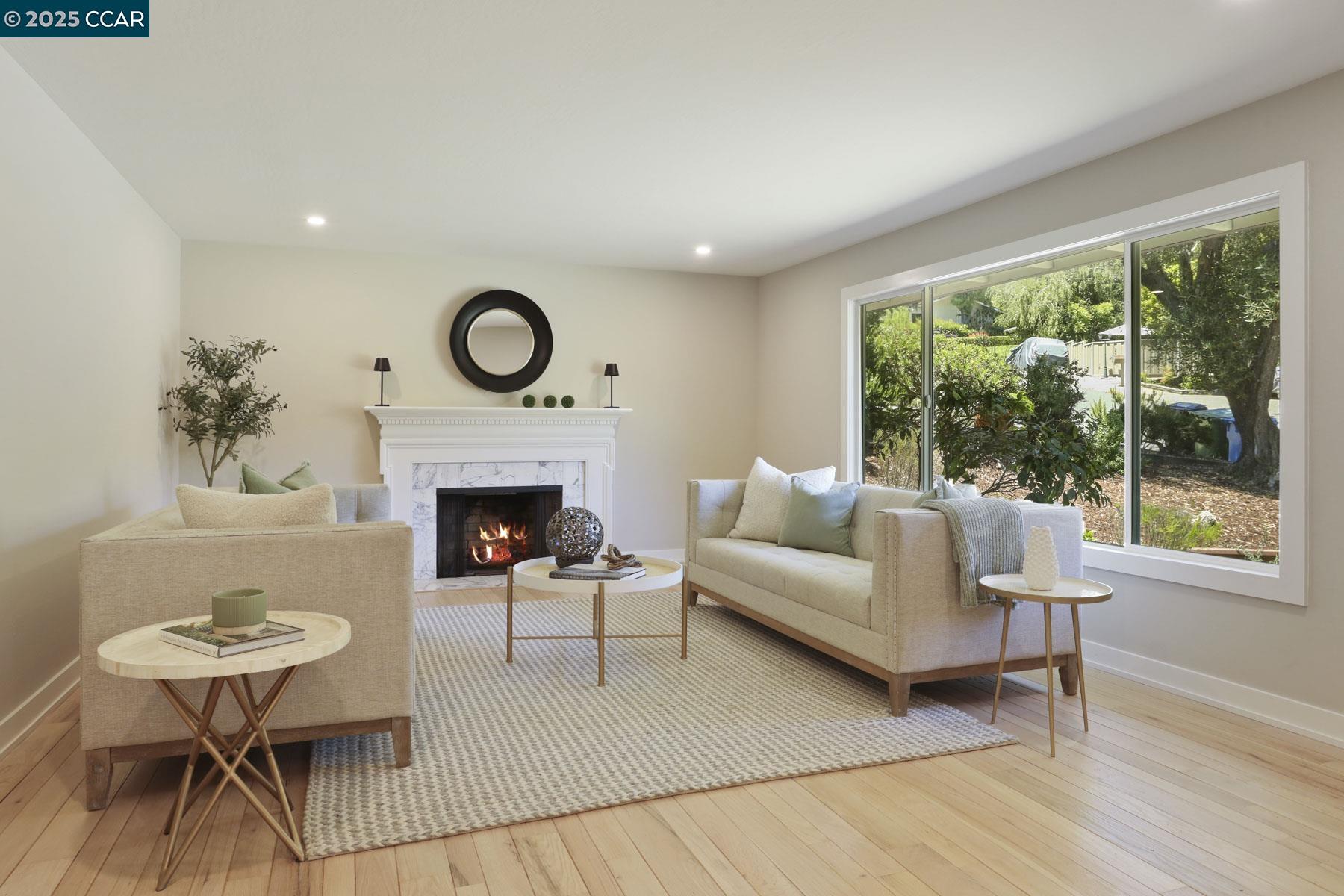 Detail Gallery Image 12 of 58 For 15 Ashbrook Place, Moraga,  CA 94556 - 4 Beds | 2/1 Baths