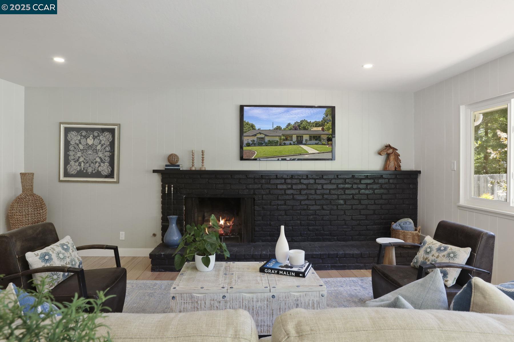 Detail Gallery Image 26 of 58 For 15 Ashbrook Place, Moraga,  CA 94556 - 4 Beds | 2/1 Baths