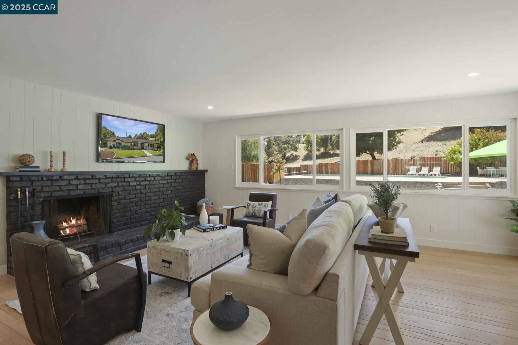 Detail Gallery Image 29 of 58 For 15 Ashbrook Place, Moraga,  CA 94556 - 4 Beds | 2/1 Baths