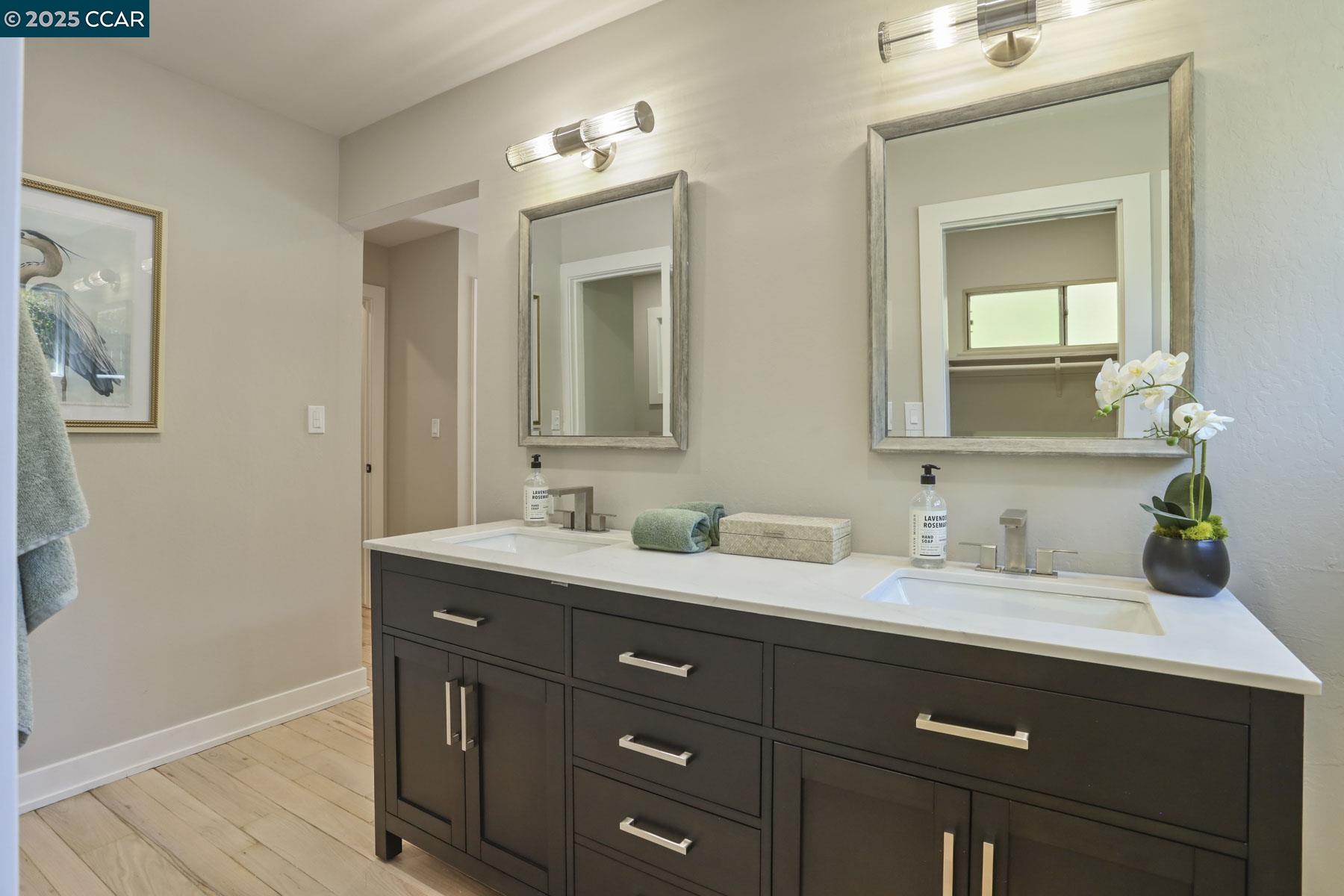 Detail Gallery Image 36 of 58 For 15 Ashbrook Place, Moraga,  CA 94556 - 4 Beds | 2/1 Baths