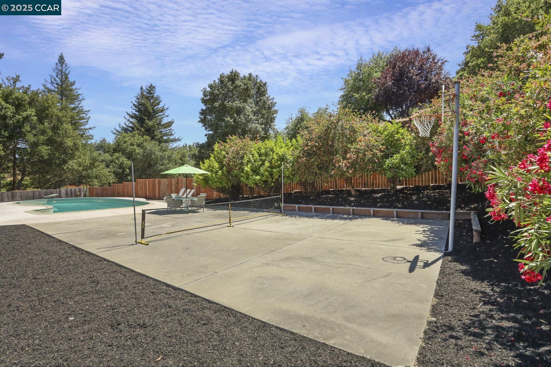 Detail Gallery Image 49 of 58 For 15 Ashbrook Place, Moraga,  CA 94556 - 4 Beds | 2/1 Baths