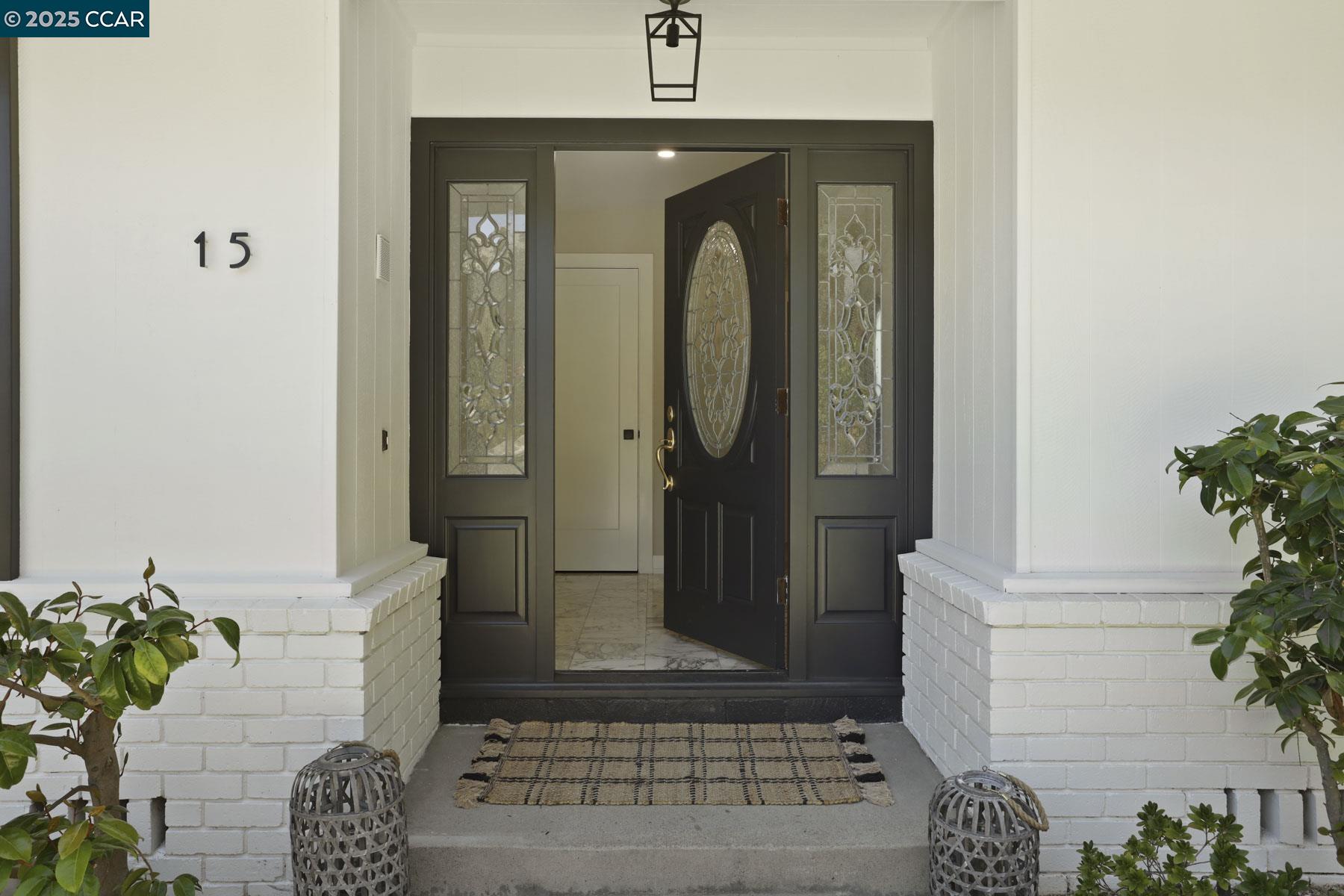 Detail Gallery Image 6 of 58 For 15 Ashbrook Place, Moraga,  CA 94556 - 4 Beds | 2/1 Baths