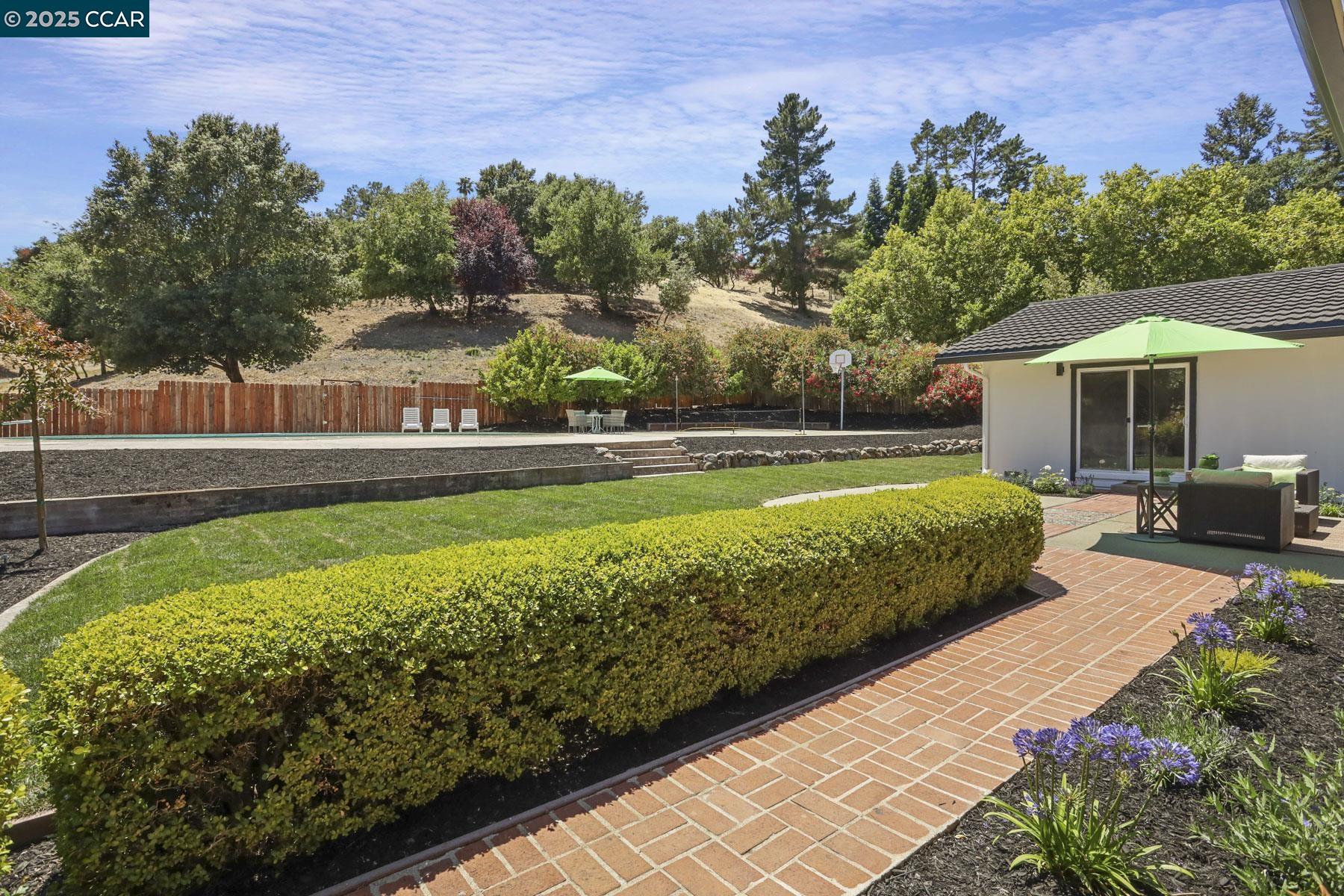 Detail Gallery Image 51 of 58 For 15 Ashbrook Place, Moraga,  CA 94556 - 4 Beds | 2/1 Baths