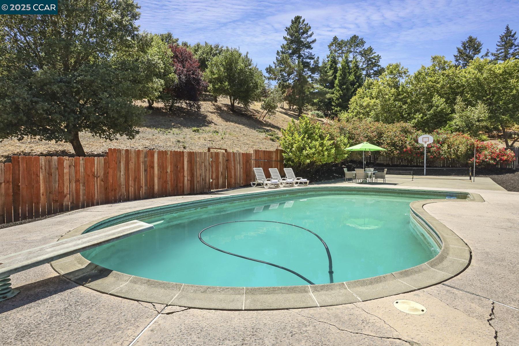 Detail Gallery Image 53 of 58 For 15 Ashbrook Place, Moraga,  CA 94556 - 4 Beds | 2/1 Baths