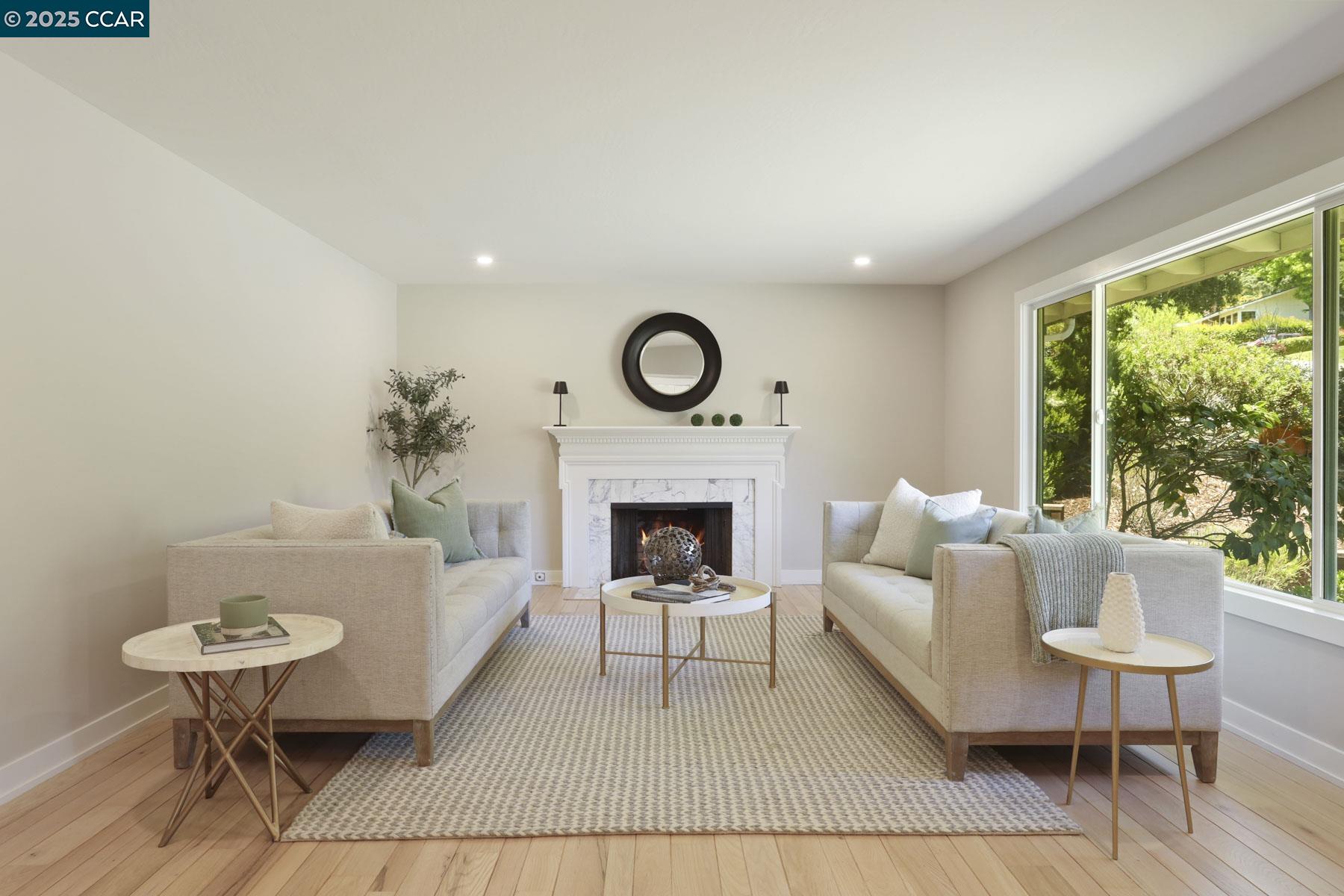 Detail Gallery Image 10 of 58 For 15 Ashbrook Place, Moraga,  CA 94556 - 4 Beds | 2/1 Baths