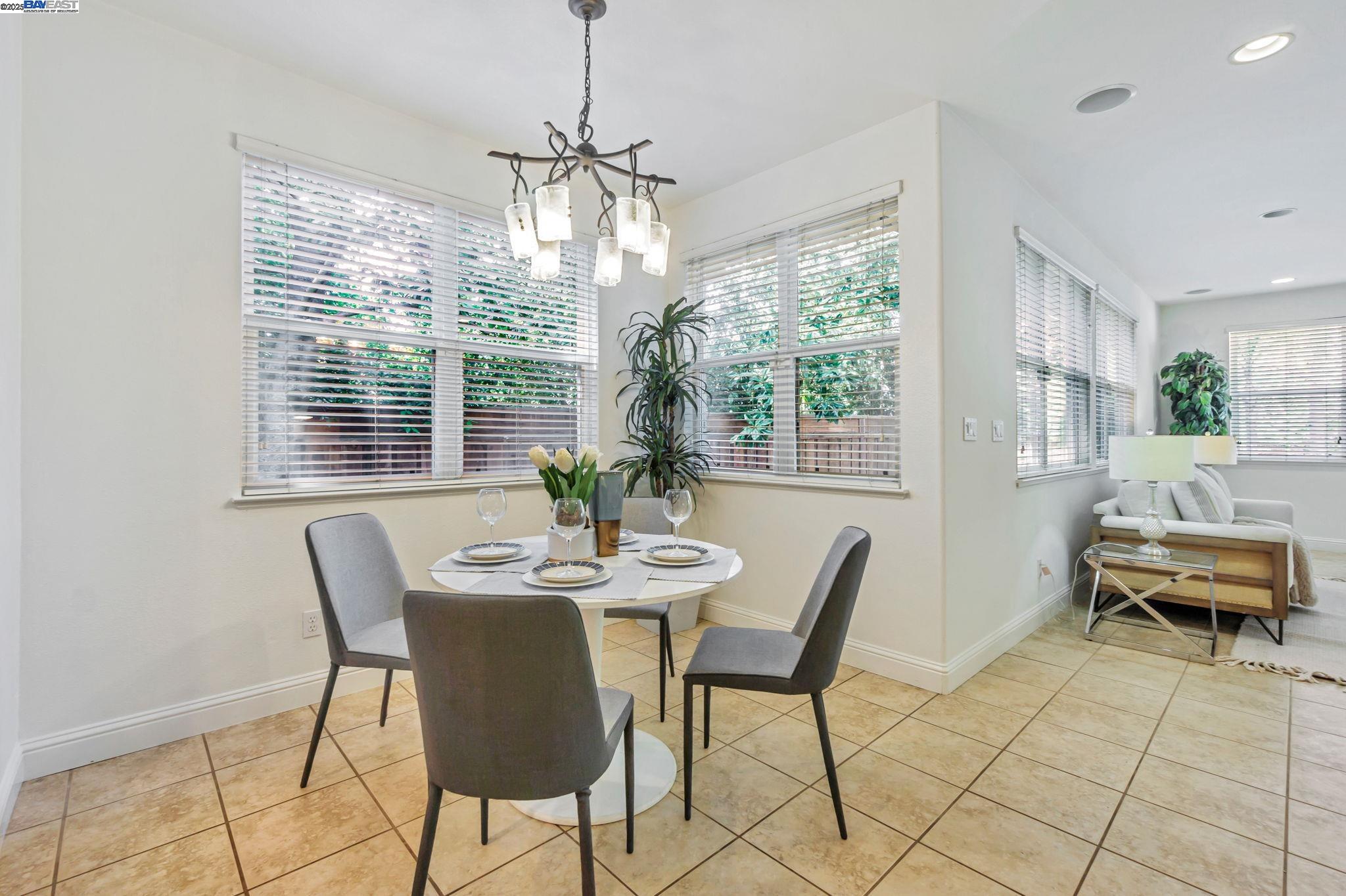 Detail Gallery Image 21 of 50 For 135 Cara Ct, Walnut Creek,  CA 94596 - 5 Beds | 3/1 Baths