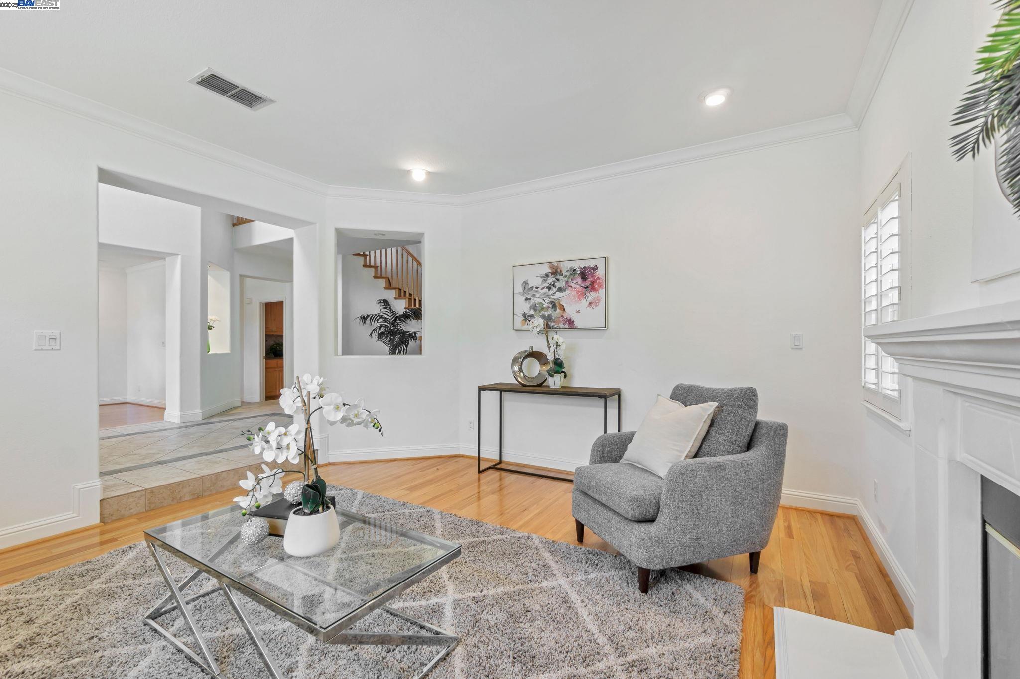 Detail Gallery Image 9 of 50 For 135 Cara Ct, Walnut Creek,  CA 94596 - 5 Beds | 3/1 Baths